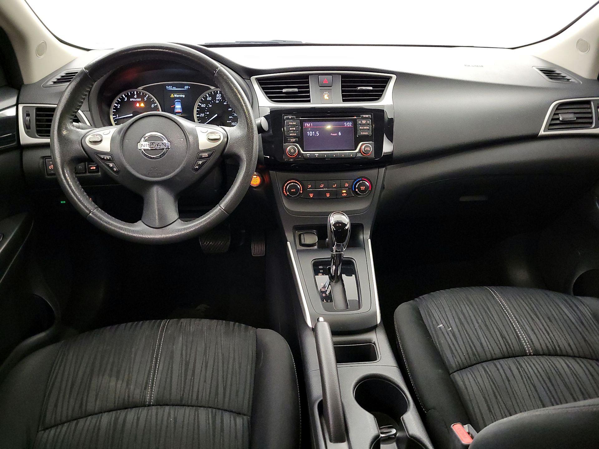 Thumbnail: 2017 Nissan Sentra - 8