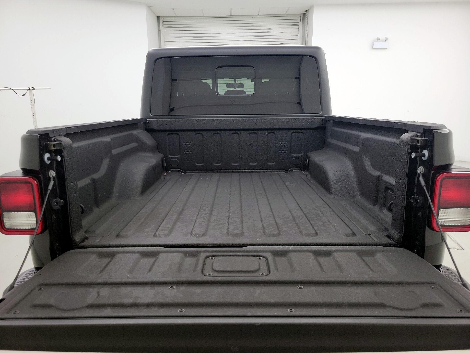 Thumbnail: 2023 Jeep Gladiator - 20