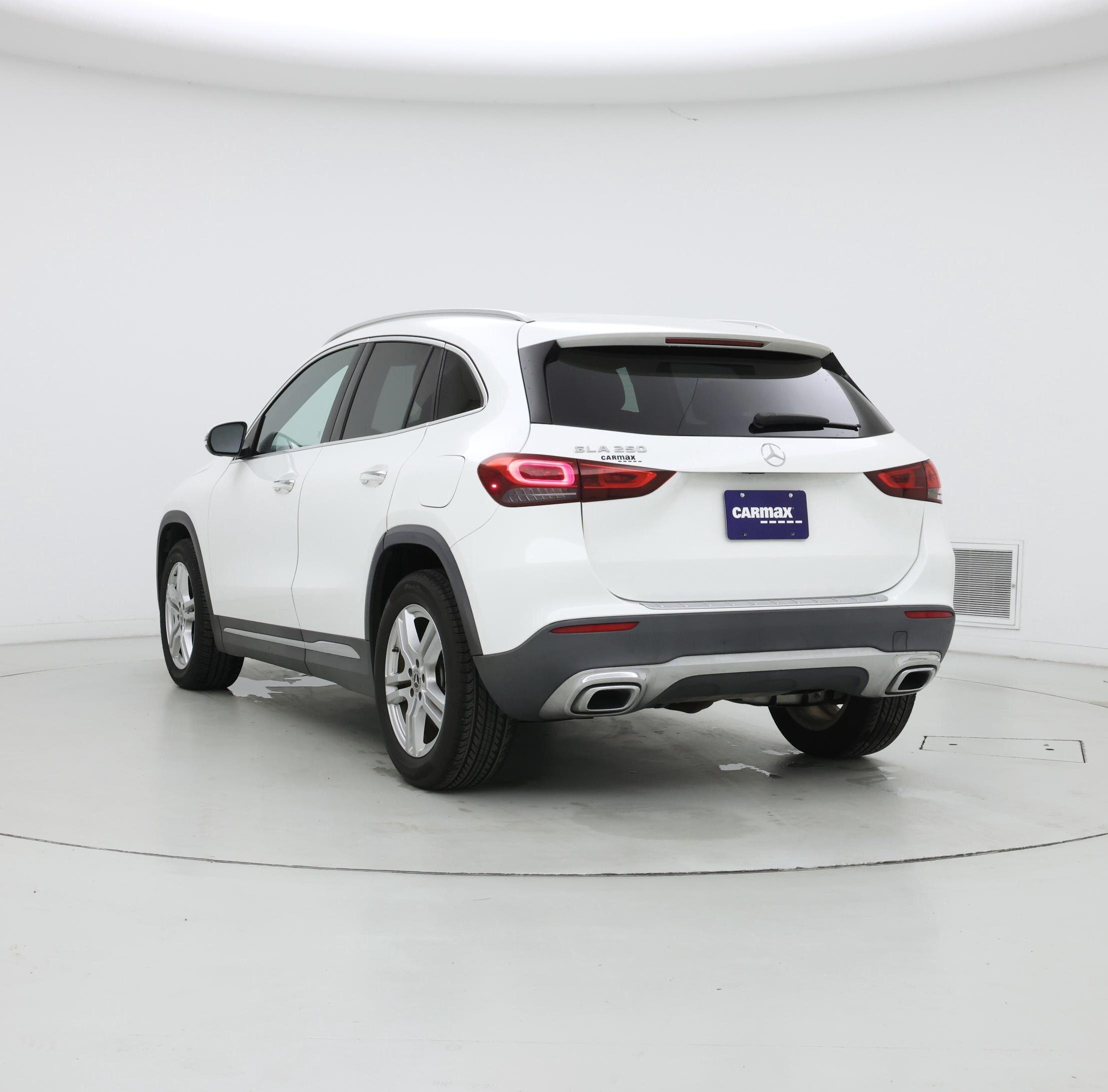 Thumbnail: 2021 Mercedes-Benz GLA - 2
