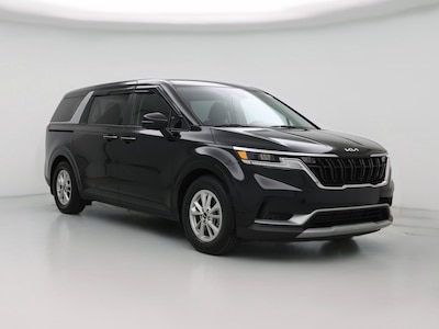 Black 2023 Kia Carnival LX