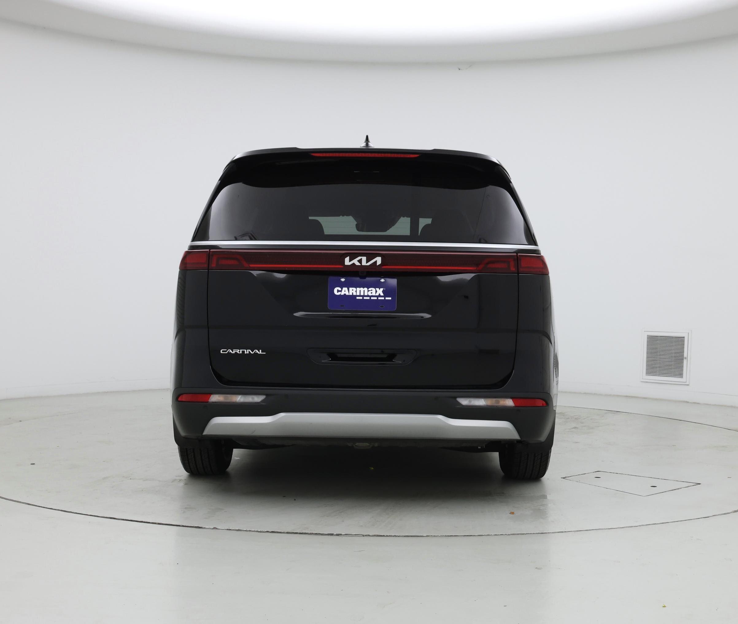 Thumbnail: 2023 Kia Carnival - 6