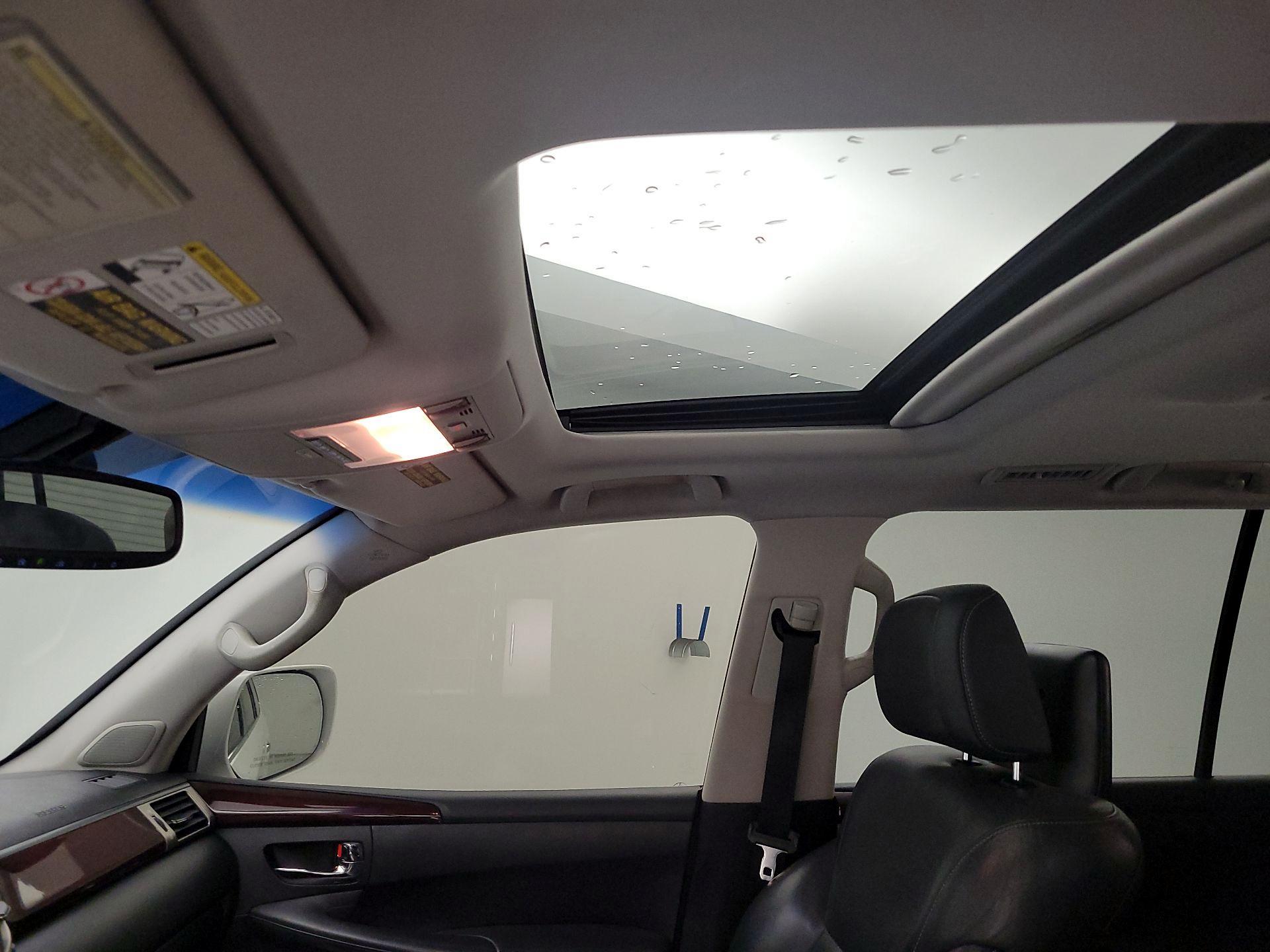 Thumbnail: 2015 Lexus LX - 18