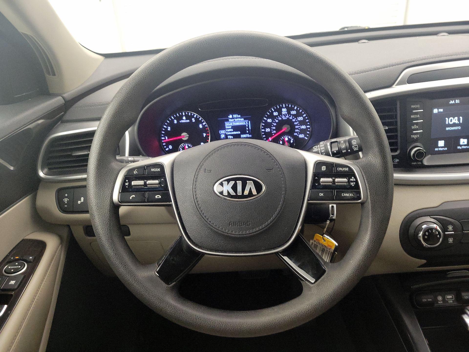 Thumbnail: 2019 Kia Sorento - 10