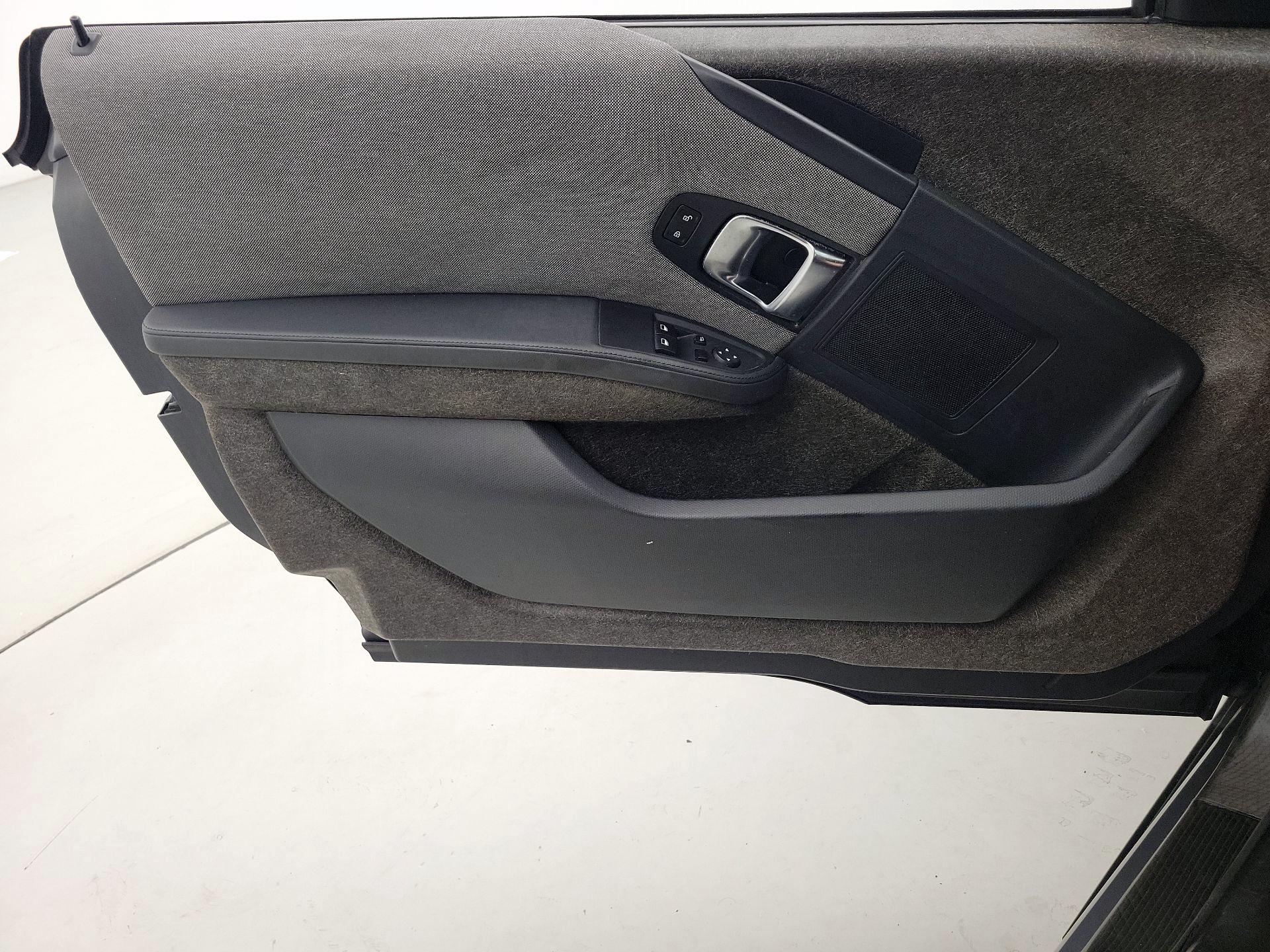 Thumbnail: 2018 BMW i3 - 12