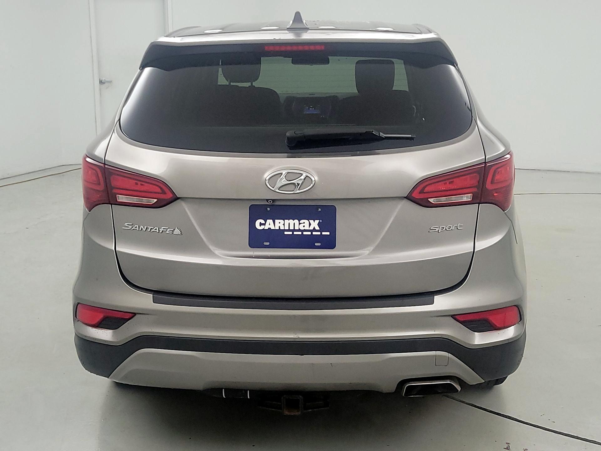 Thumbnail: 2017 Hyundai Santa Fe - 6