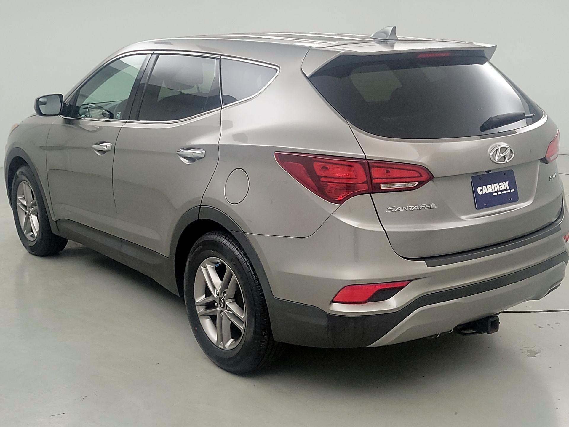 Thumbnail: 2017 Hyundai Santa Fe - 7