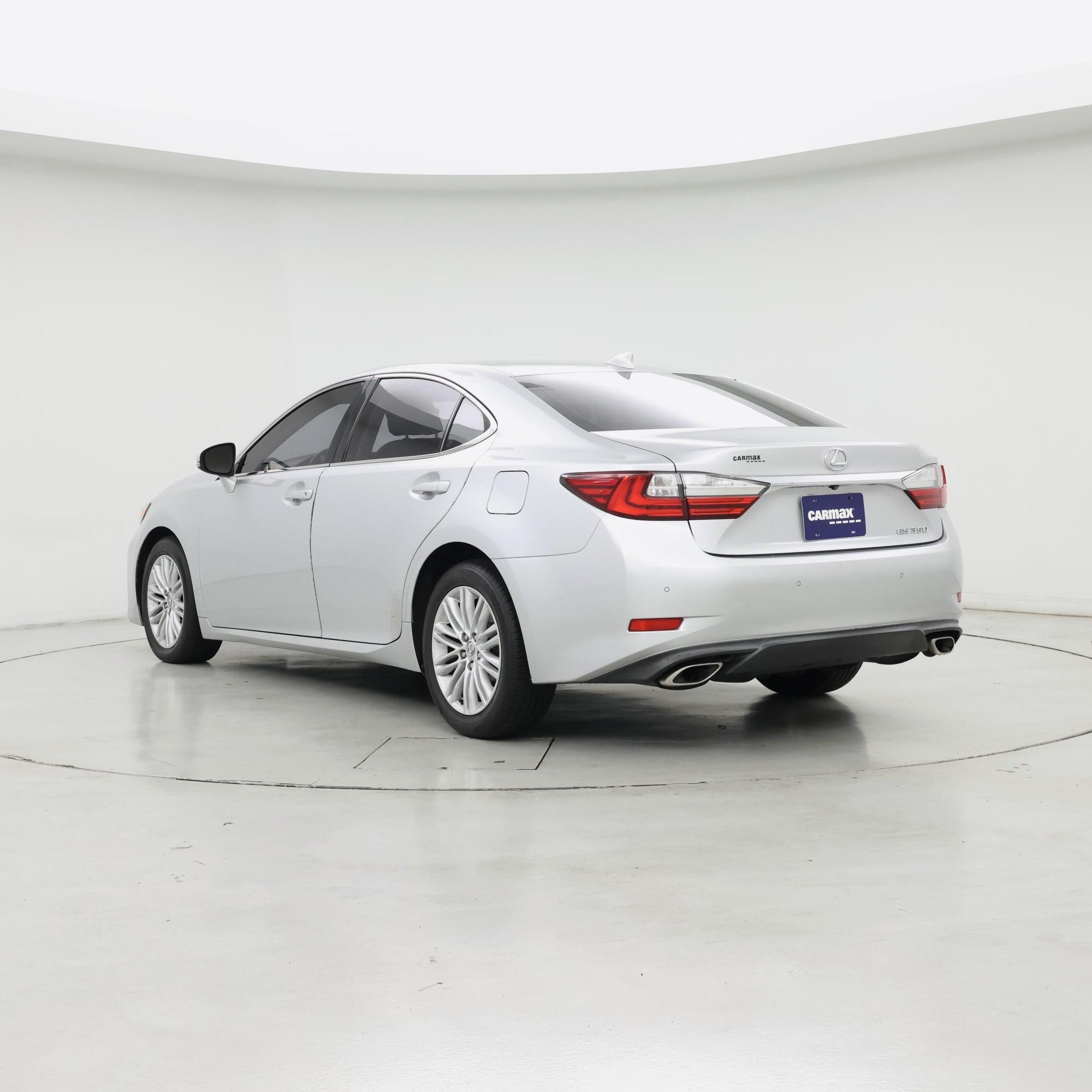 Thumbnail: 2017 Lexus ES - 2