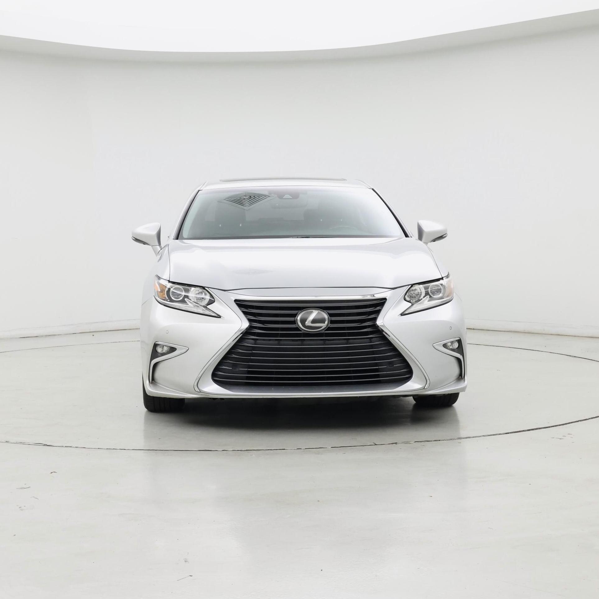 Thumbnail: 2017 Lexus ES - 5