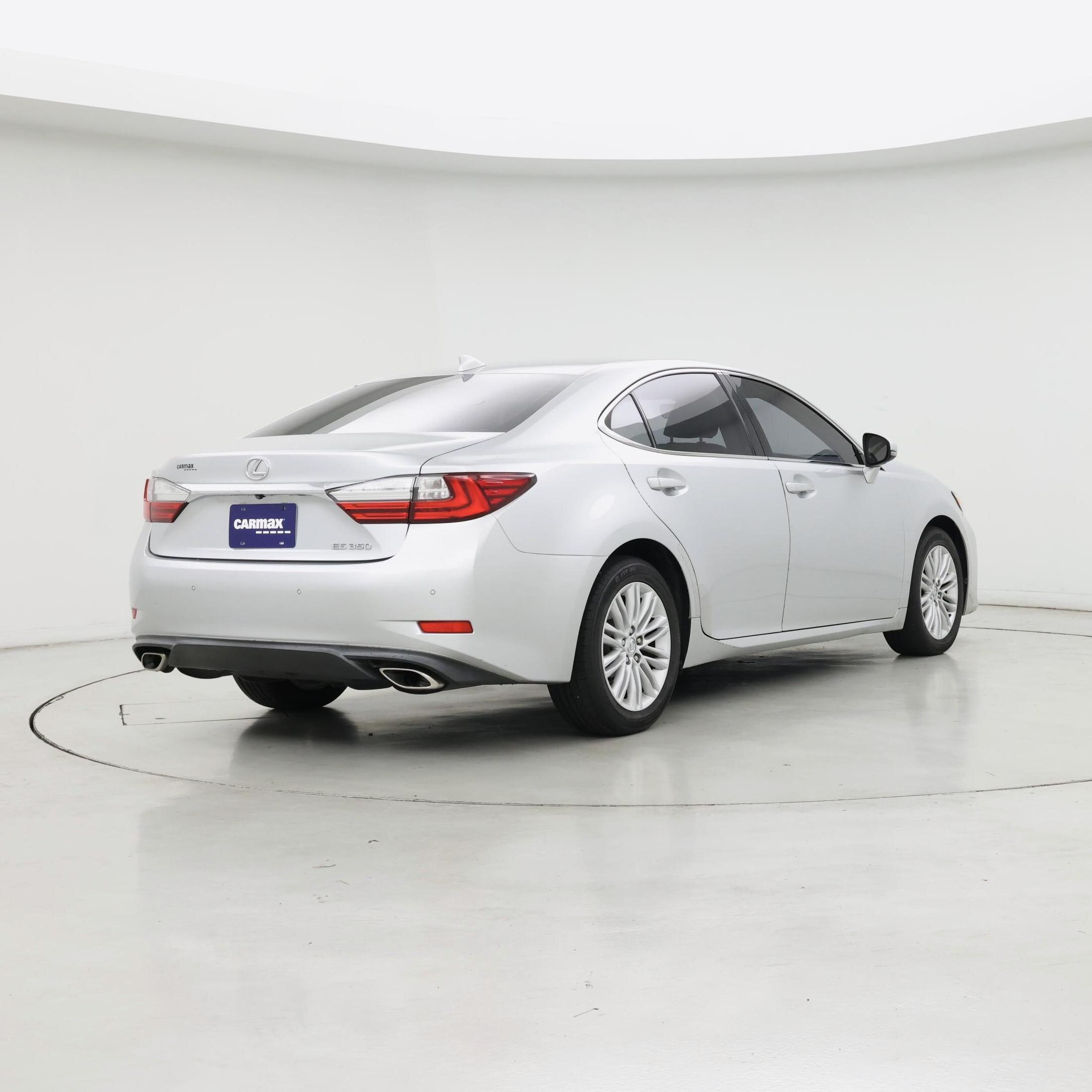 Thumbnail: 2017 Lexus ES - 8
