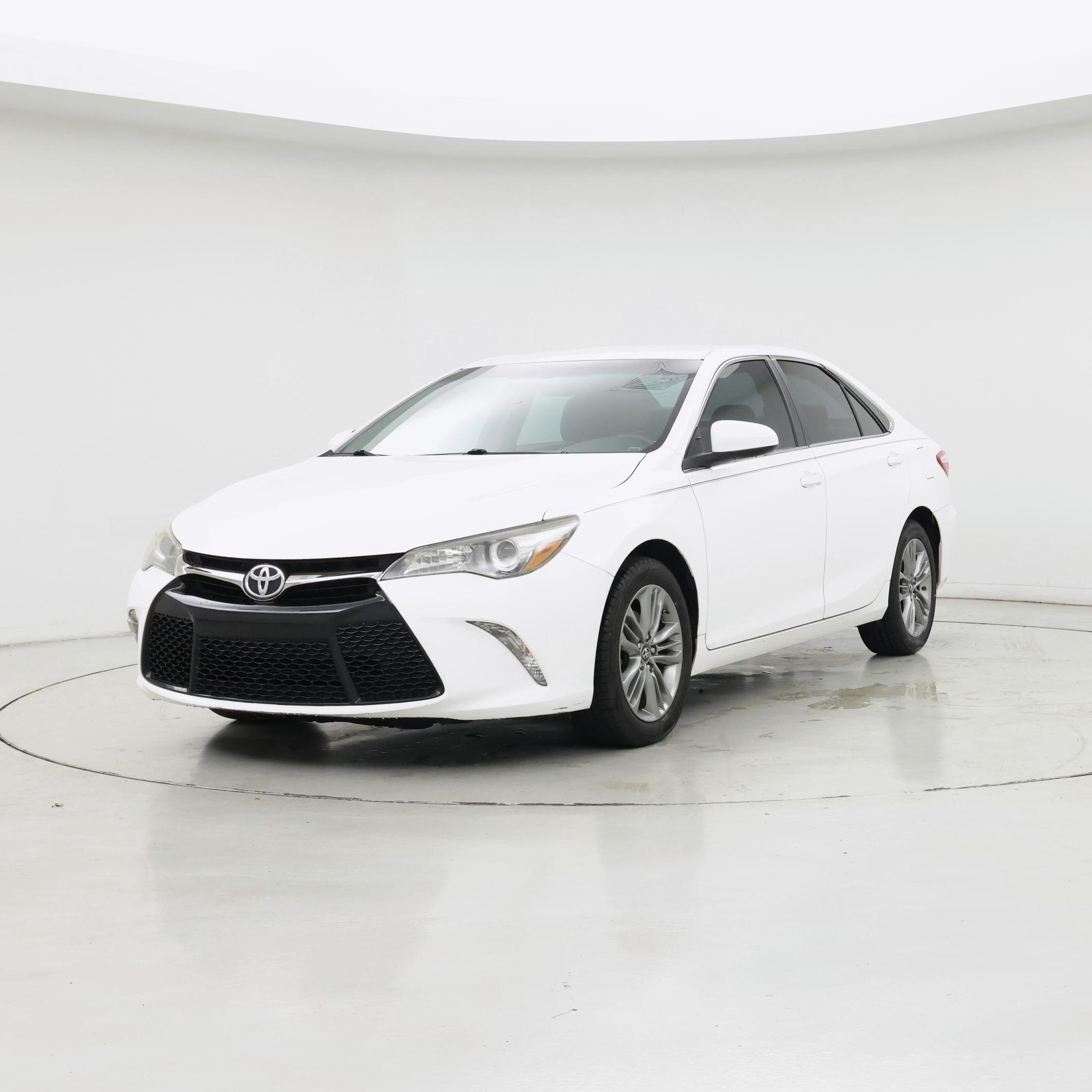 Thumbnail: 2017 Toyota Camry - 4