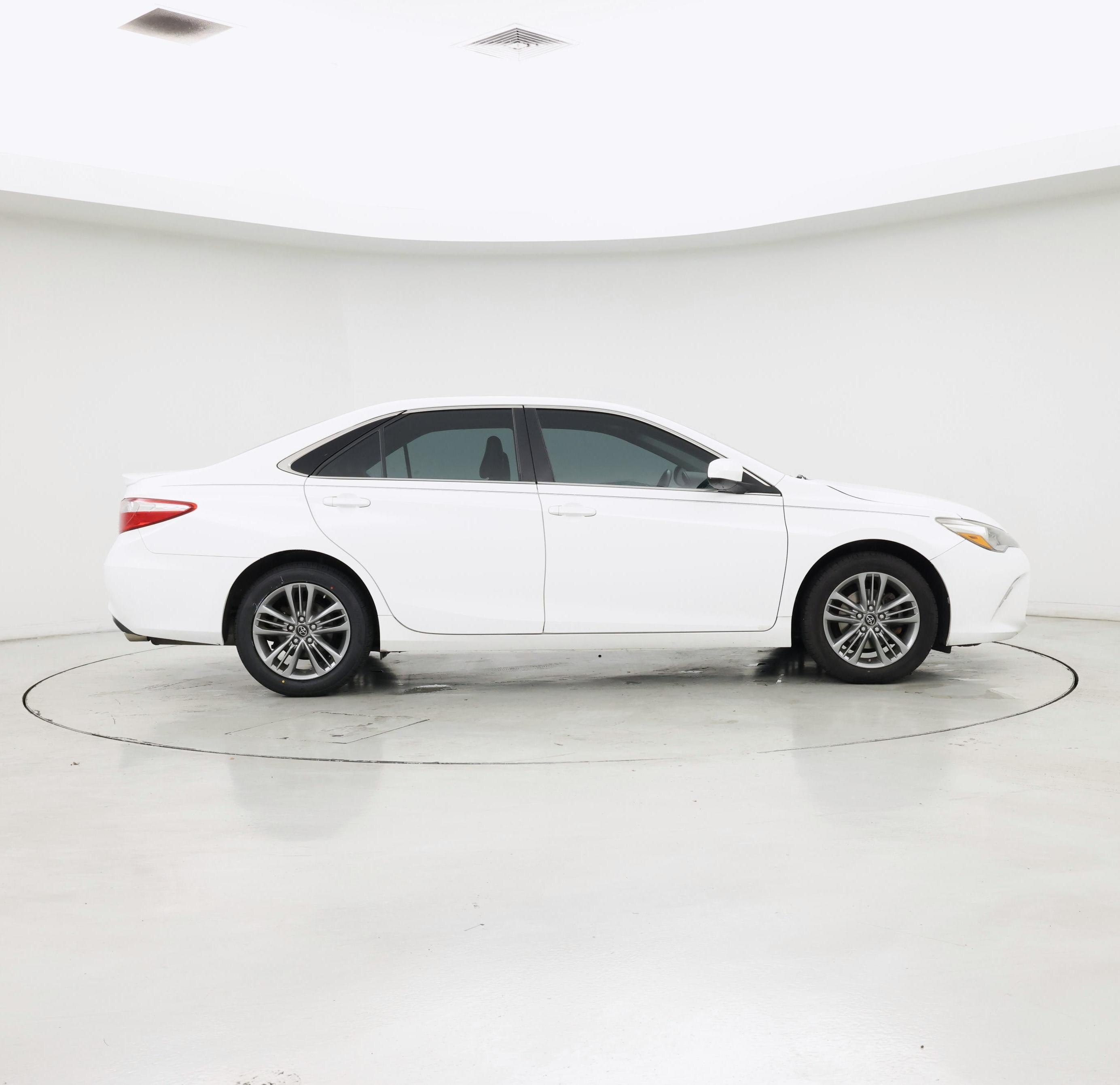 Thumbnail: 2017 Toyota Camry - 7