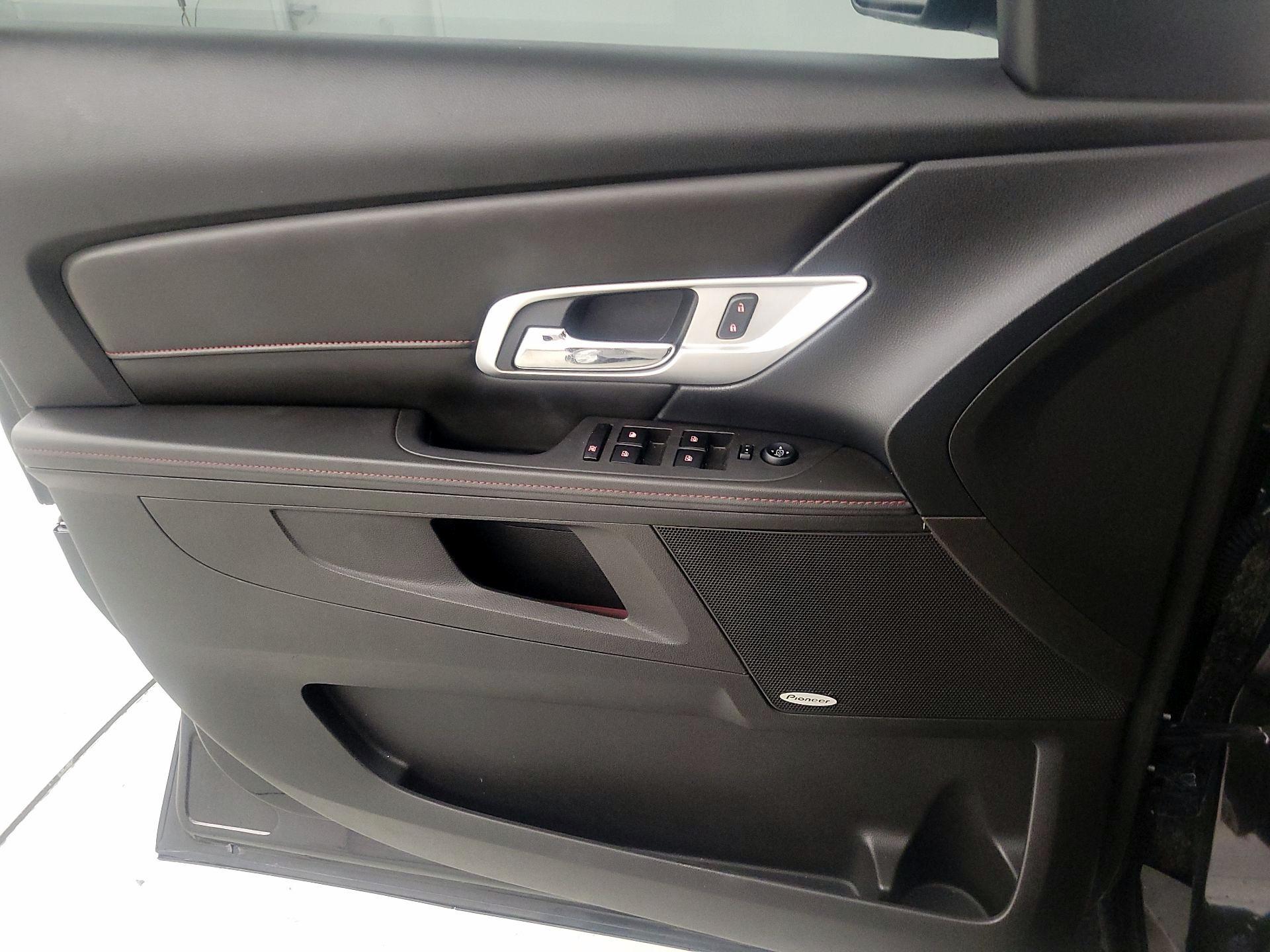 Thumbnail: 2013 GMC Terrain - 10