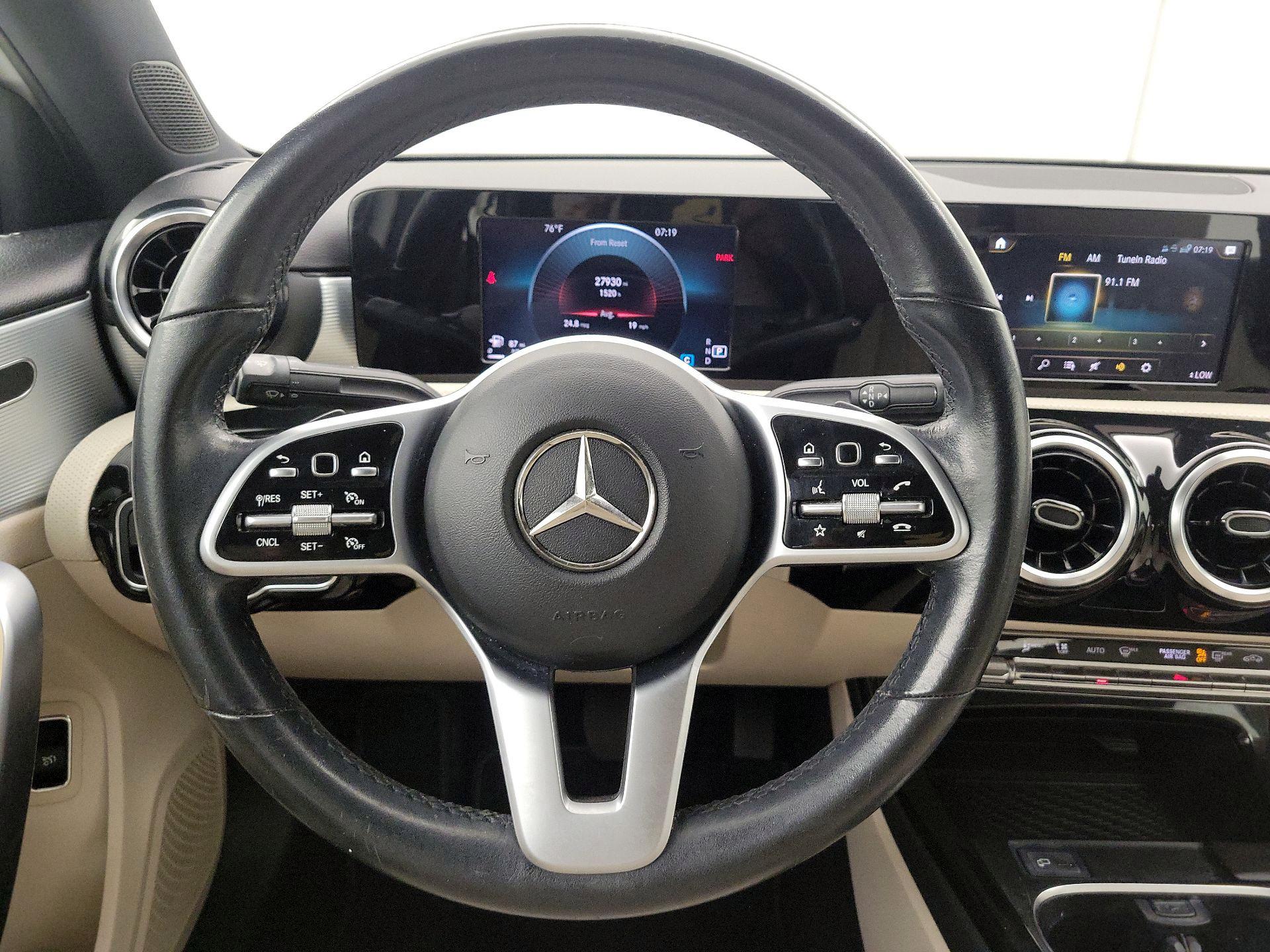 Thumbnail: 2019 Mercedes-Benz A-Class - 10