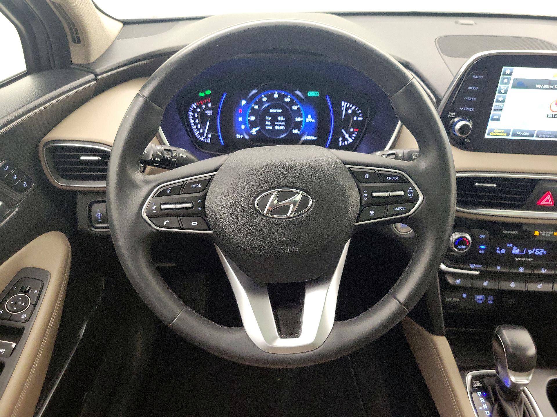 Thumbnail: 2020 Hyundai Santa Fe - 10