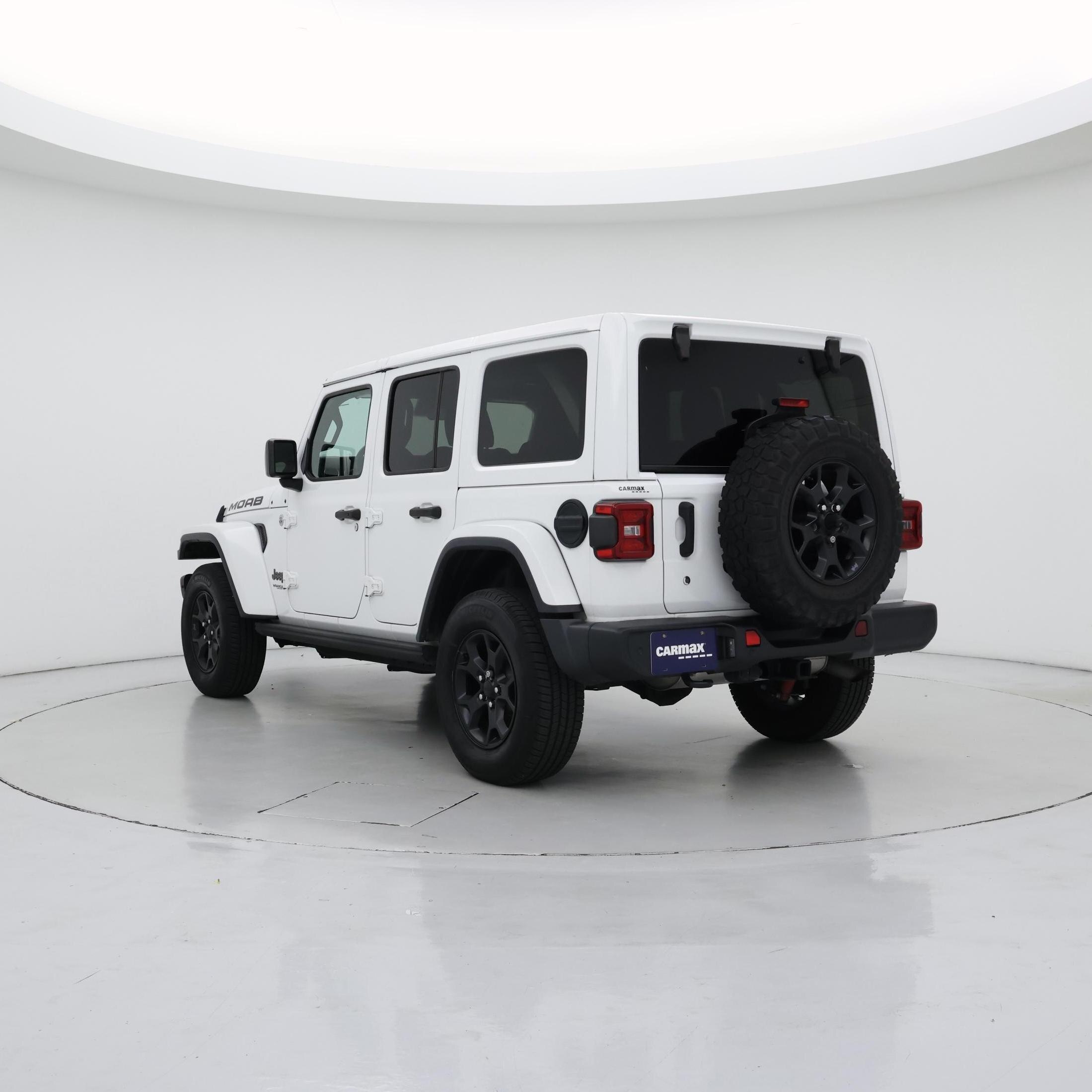 Thumbnail: 2019 Jeep Wrangler - 2