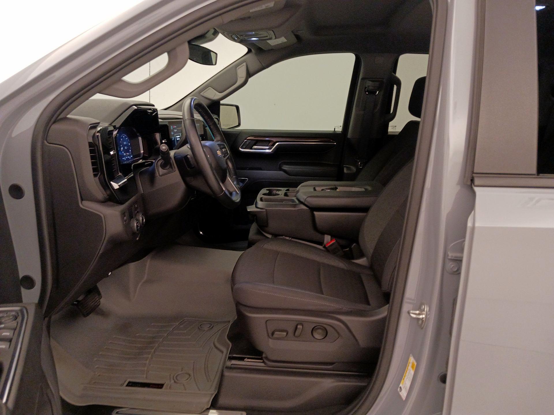 Thumbnail: 2024 Chevrolet Silverado 1500 - 11