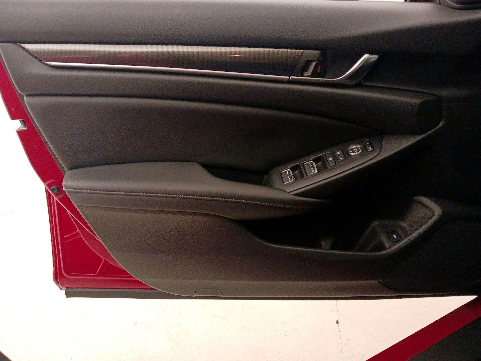 Thumbnail: 2020 Honda Accord - 12
