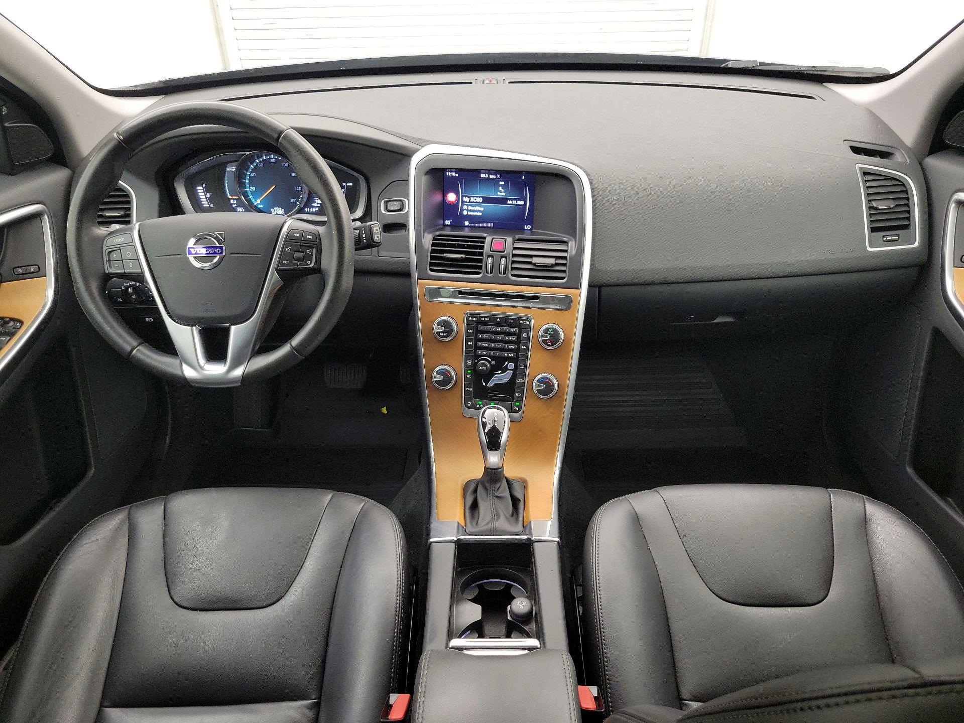 Thumbnail: 2017 Volvo XC60 - 9