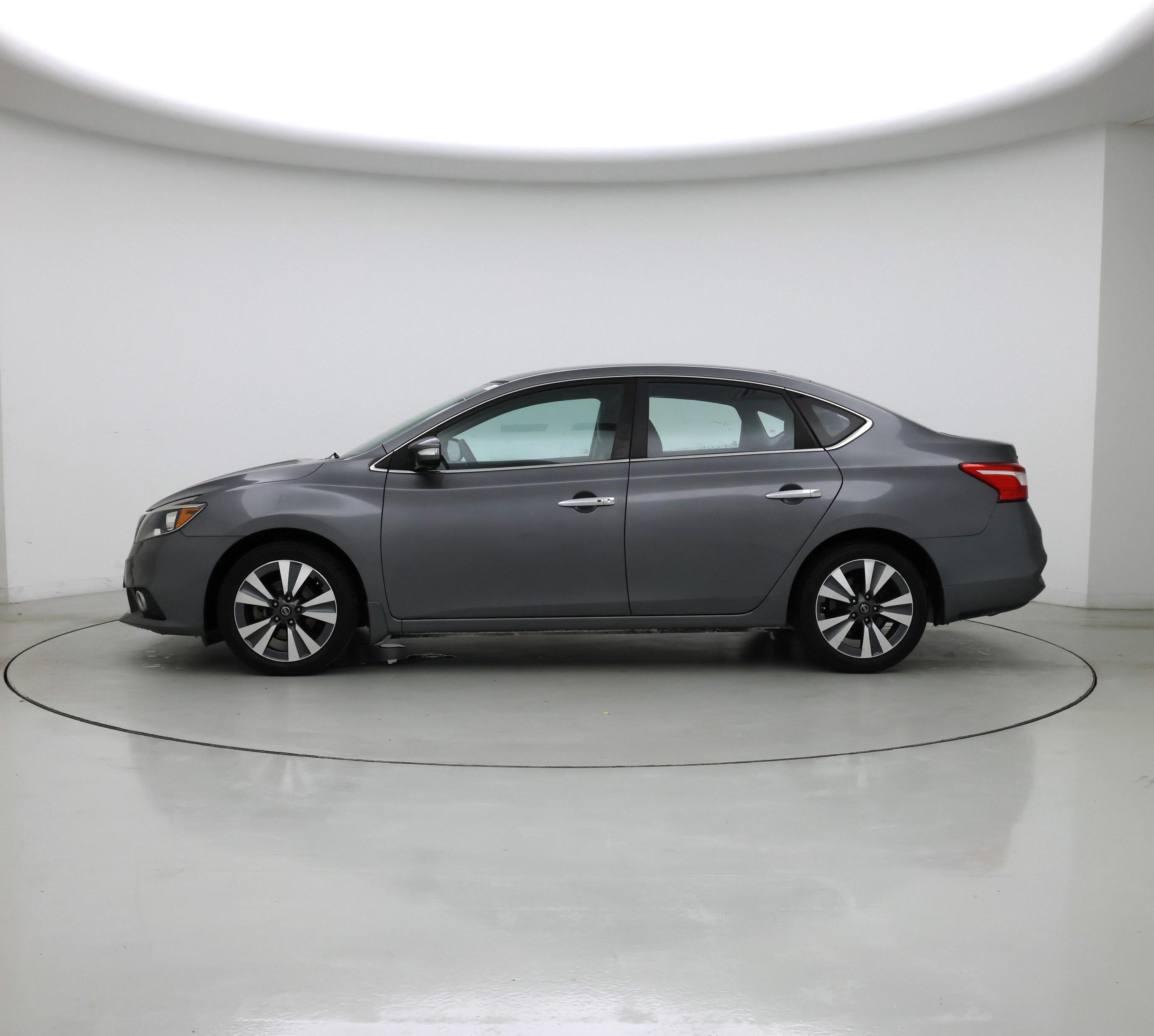 Thumbnail: 2017 Nissan Sentra - 3