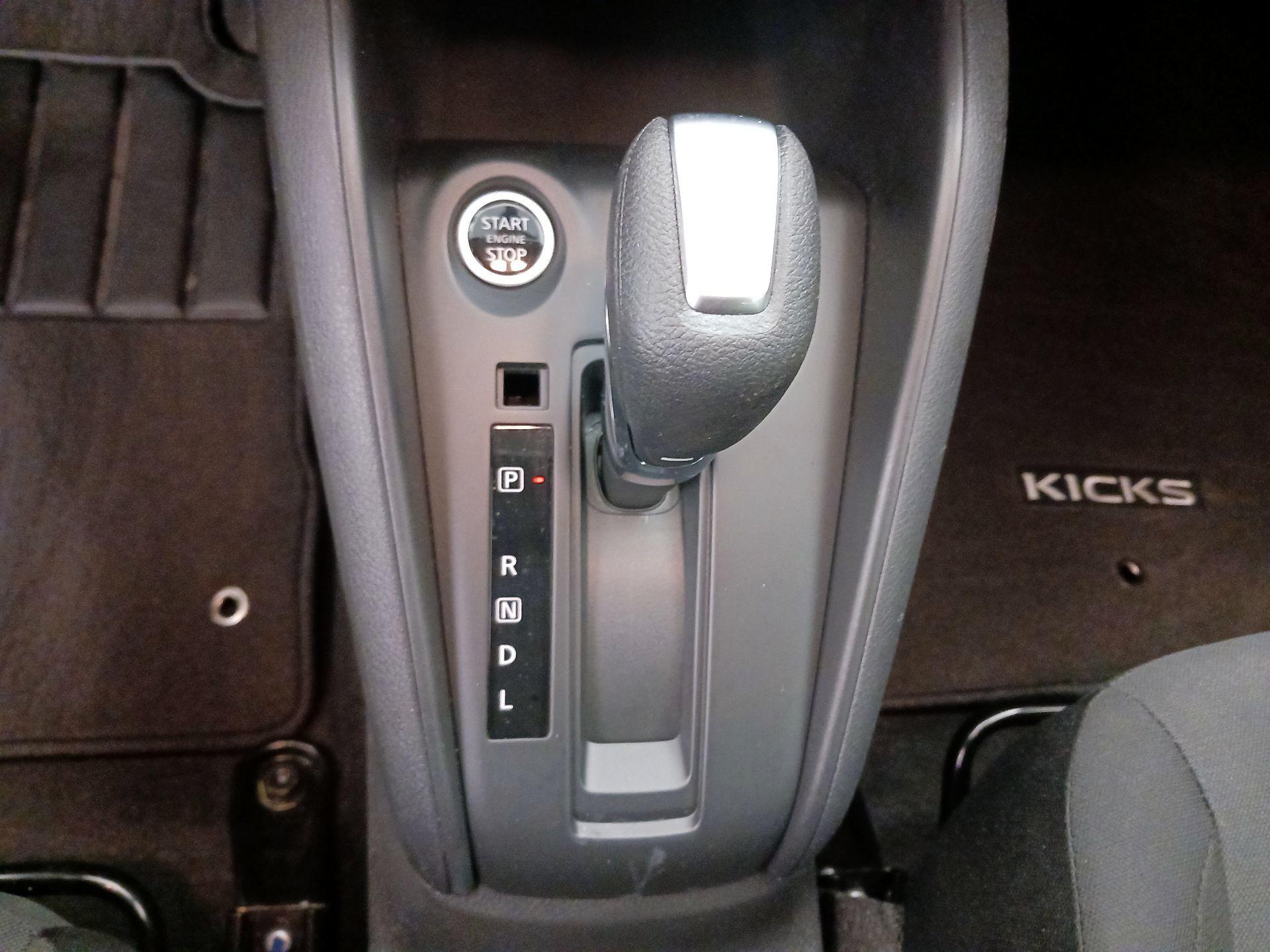 Thumbnail: 2024 Nissan Kicks - 15