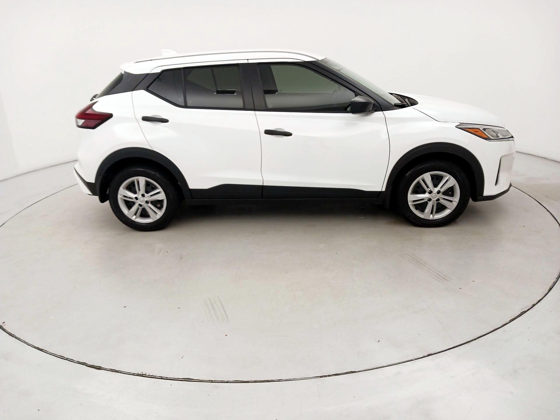 Thumbnail: 2024 Nissan Kicks - 4