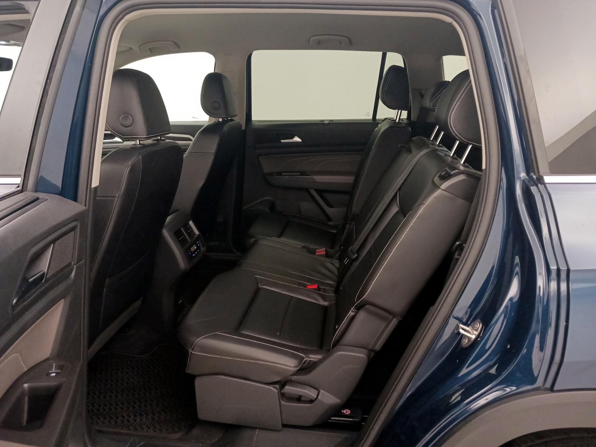 Thumbnail: 2022 Volkswagen Atlas - 19