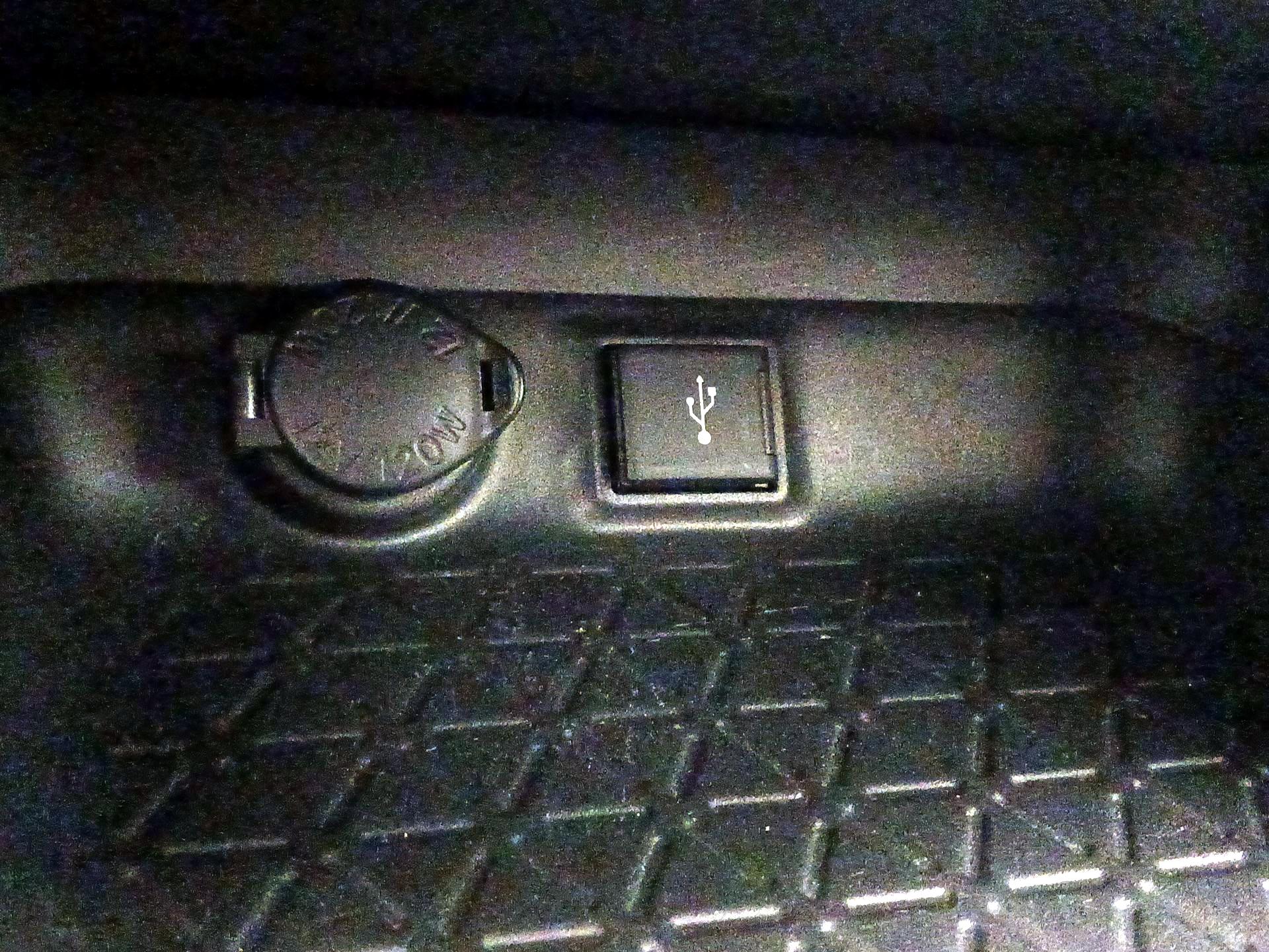 Thumbnail: 2020 Toyota RAV4 - 16