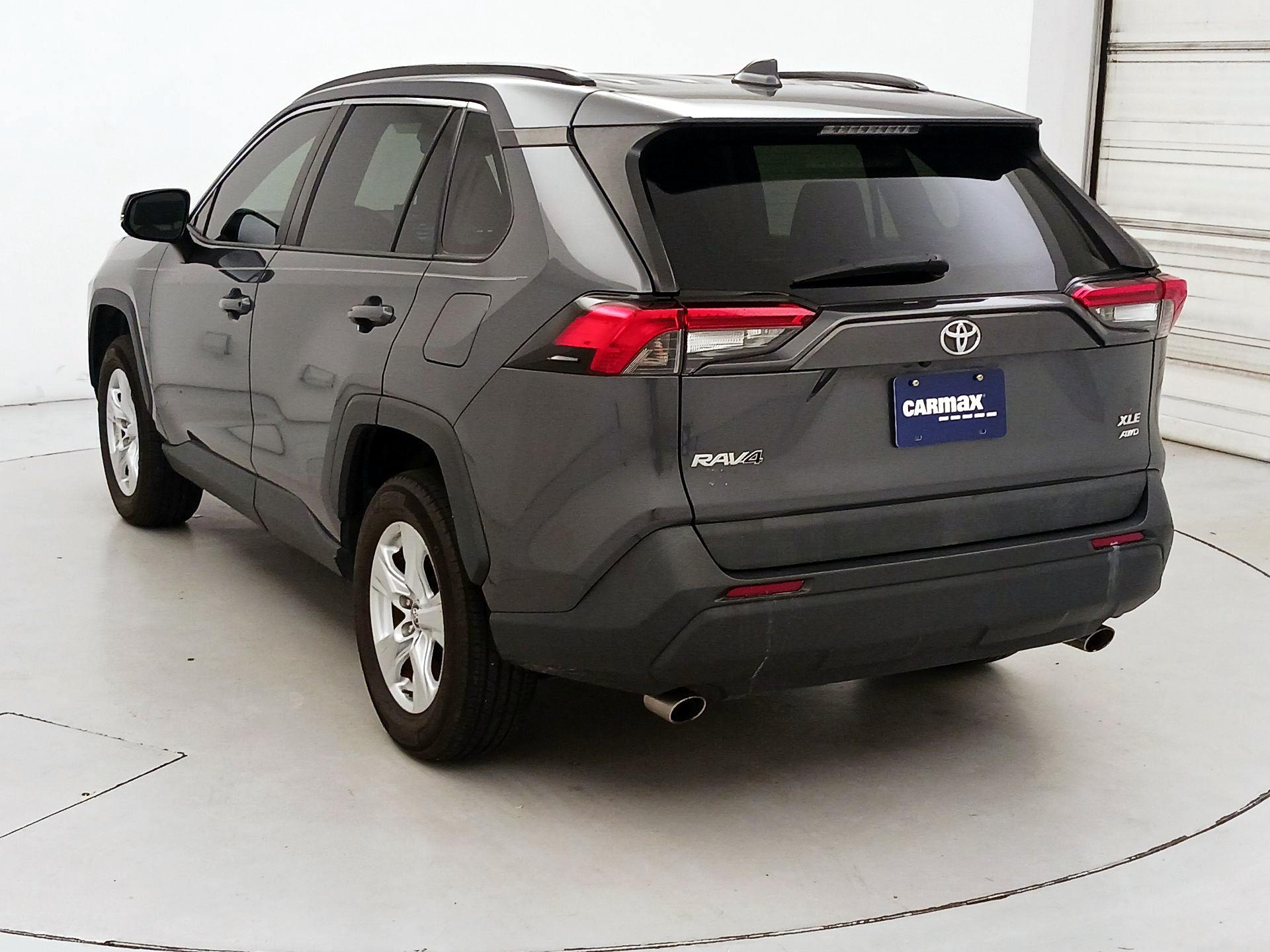 Thumbnail: 2020 Toyota RAV4 - 7
