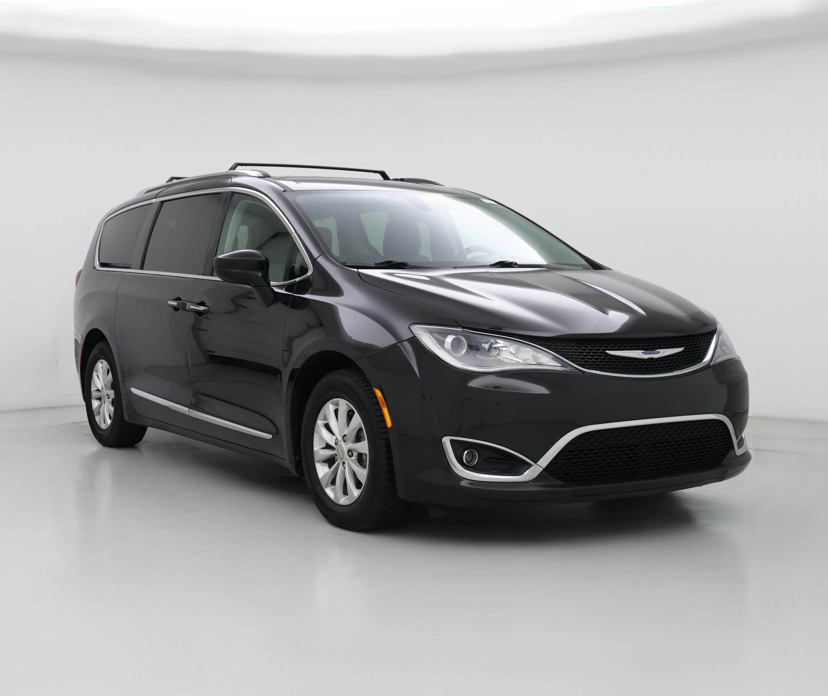 Thumbnail: 2019 Chrysler Pacifica - 1