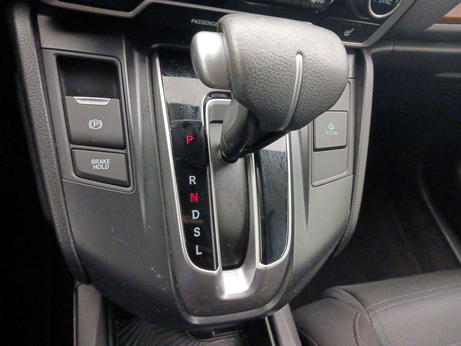 Thumbnail: 2019 Honda CR-V - 15