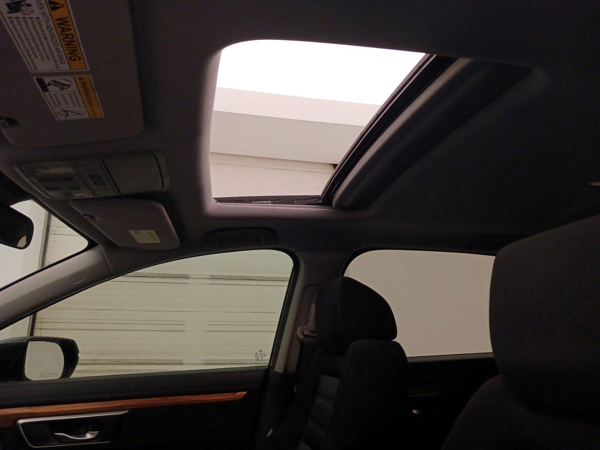 Thumbnail: 2019 Honda CR-V - 17