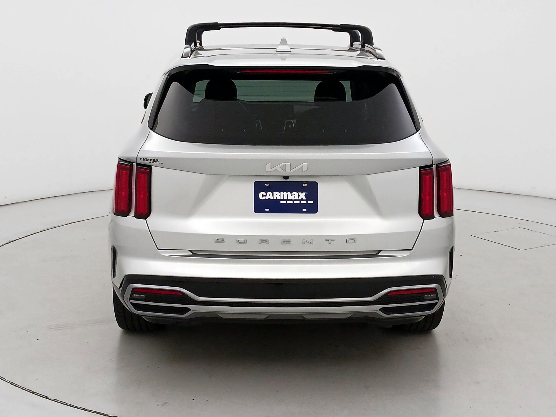 Thumbnail: 2022 Kia Sorento - 6