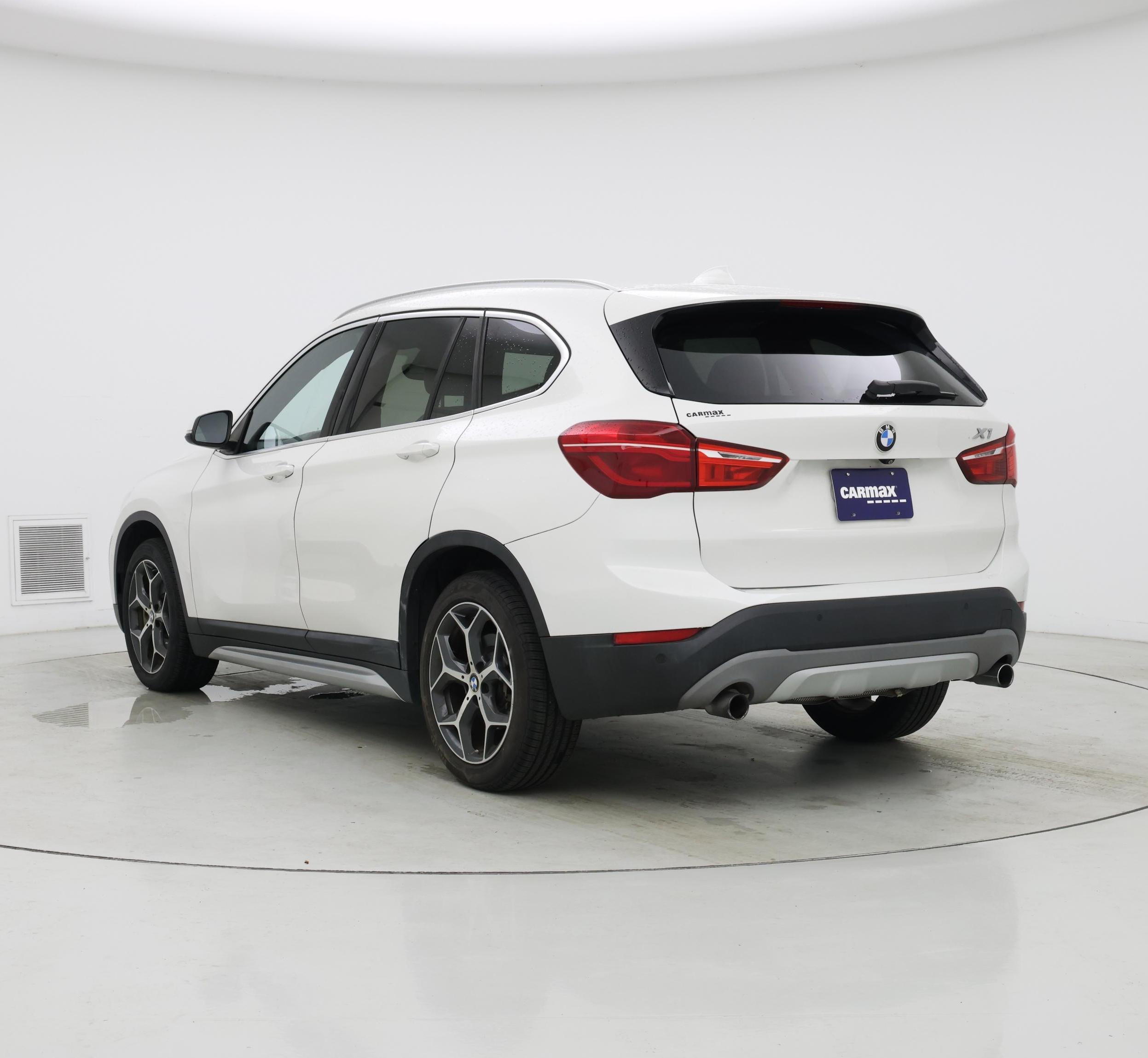 Thumbnail: 2018 BMW X1 - 2