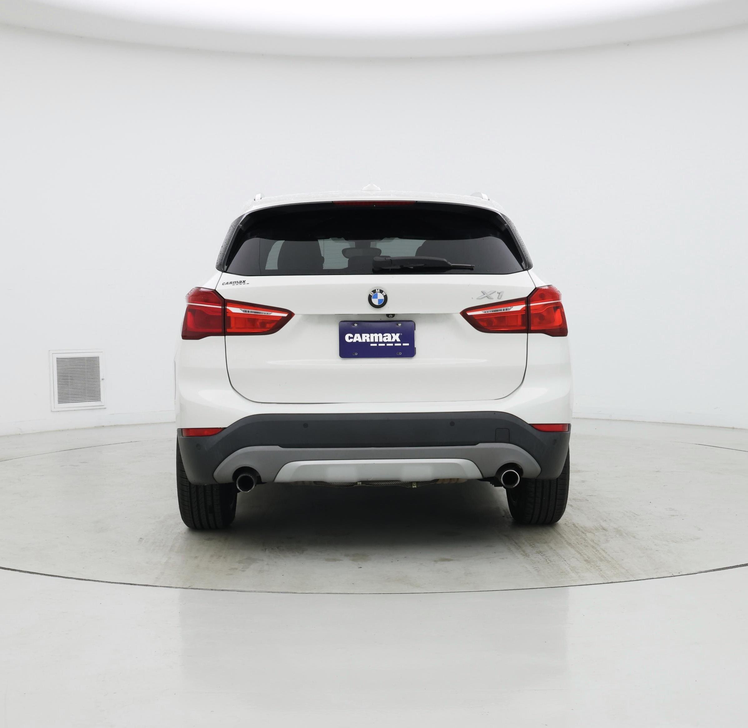 Thumbnail: 2018 BMW X1 - 6
