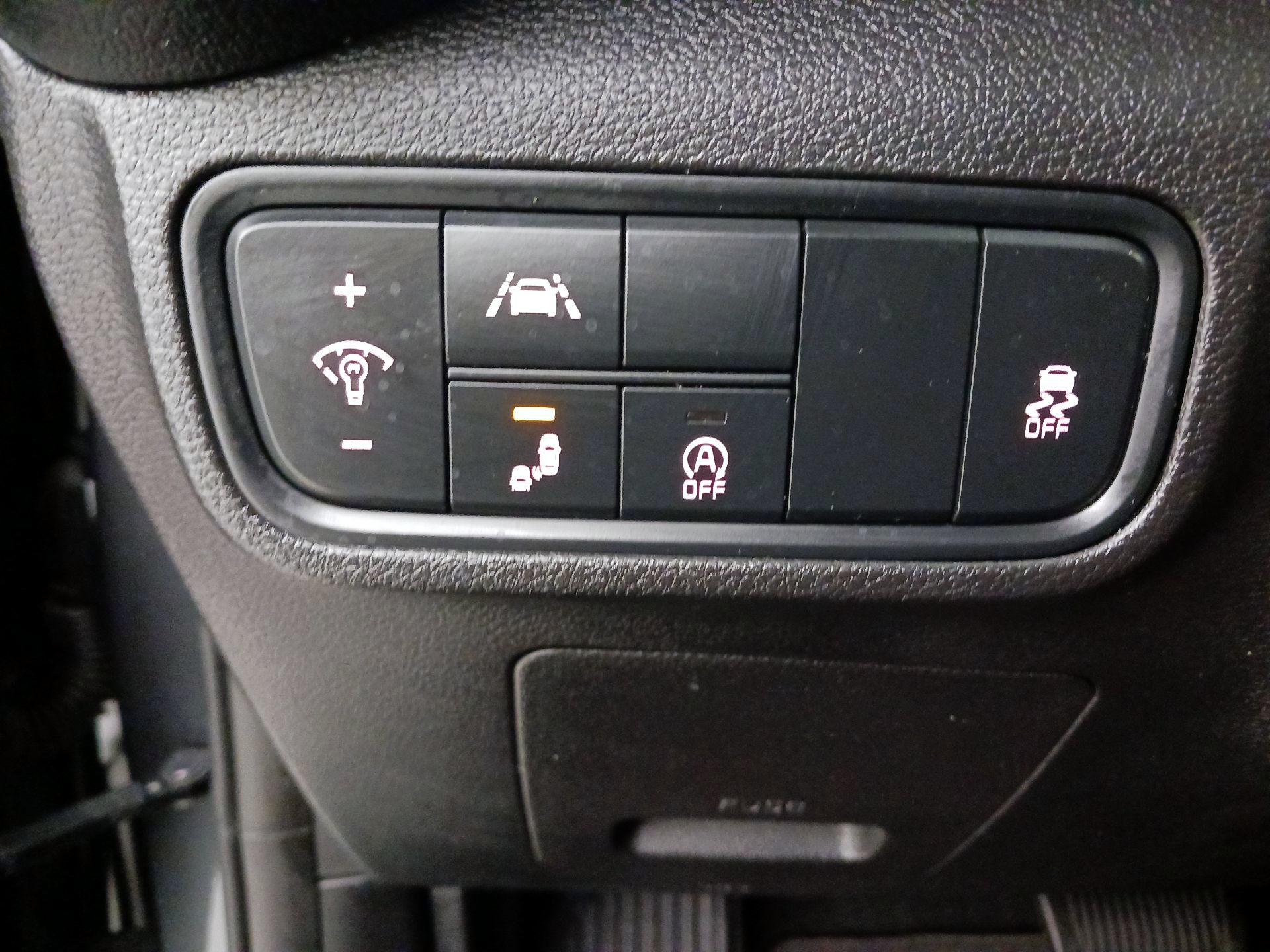 Thumbnail: 2021 Kia Soul - 13