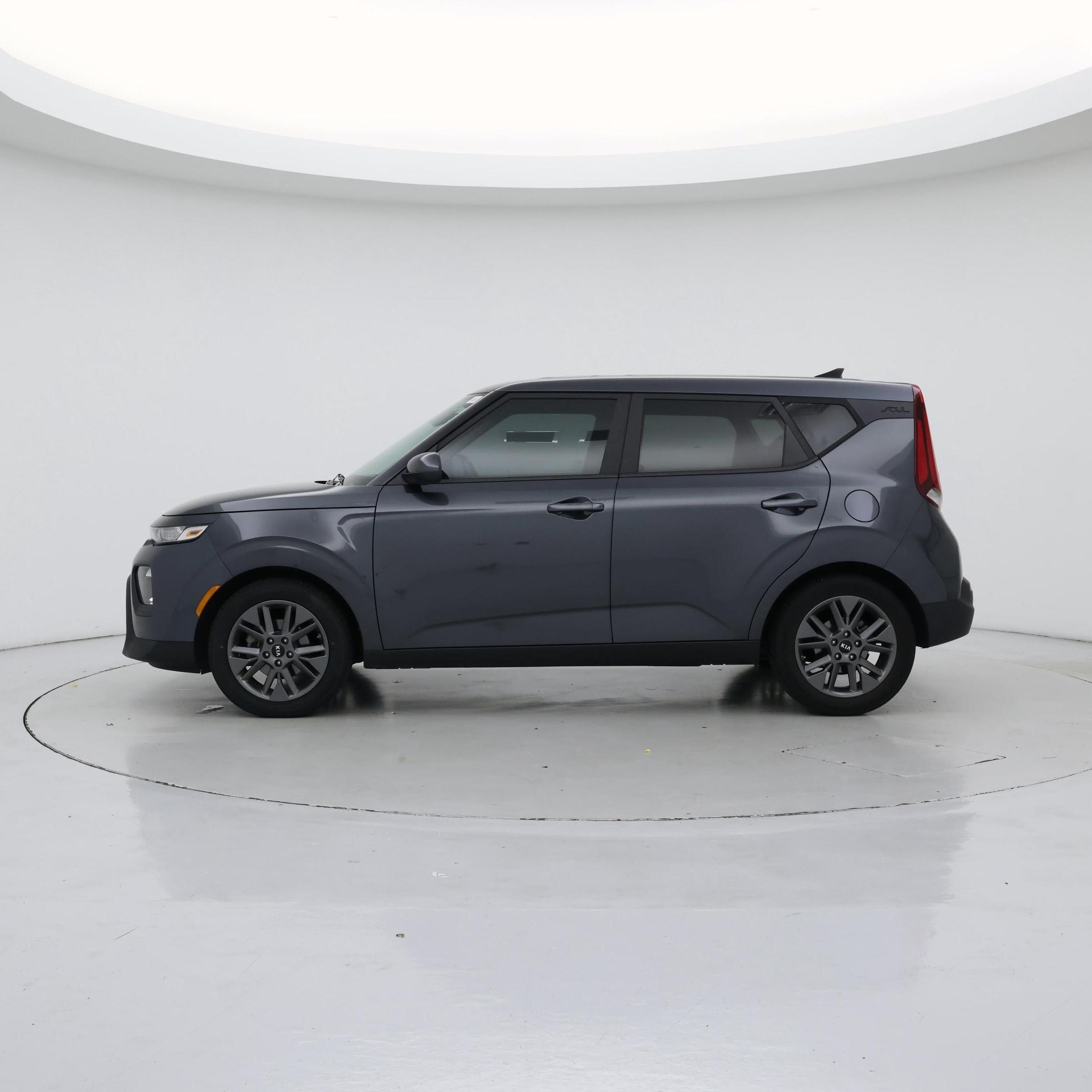 Thumbnail: 2021 Kia Soul - 3