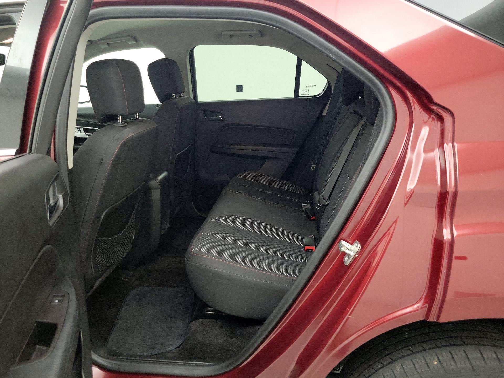 Thumbnail: 2016 Chevrolet Equinox - 18