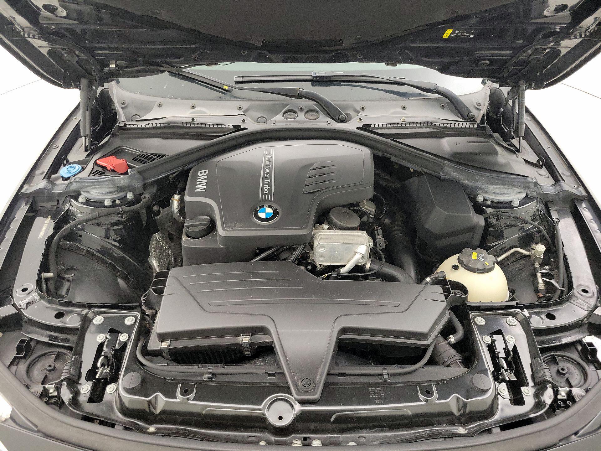 Thumbnail: 2017 BMW 3 Series - 20