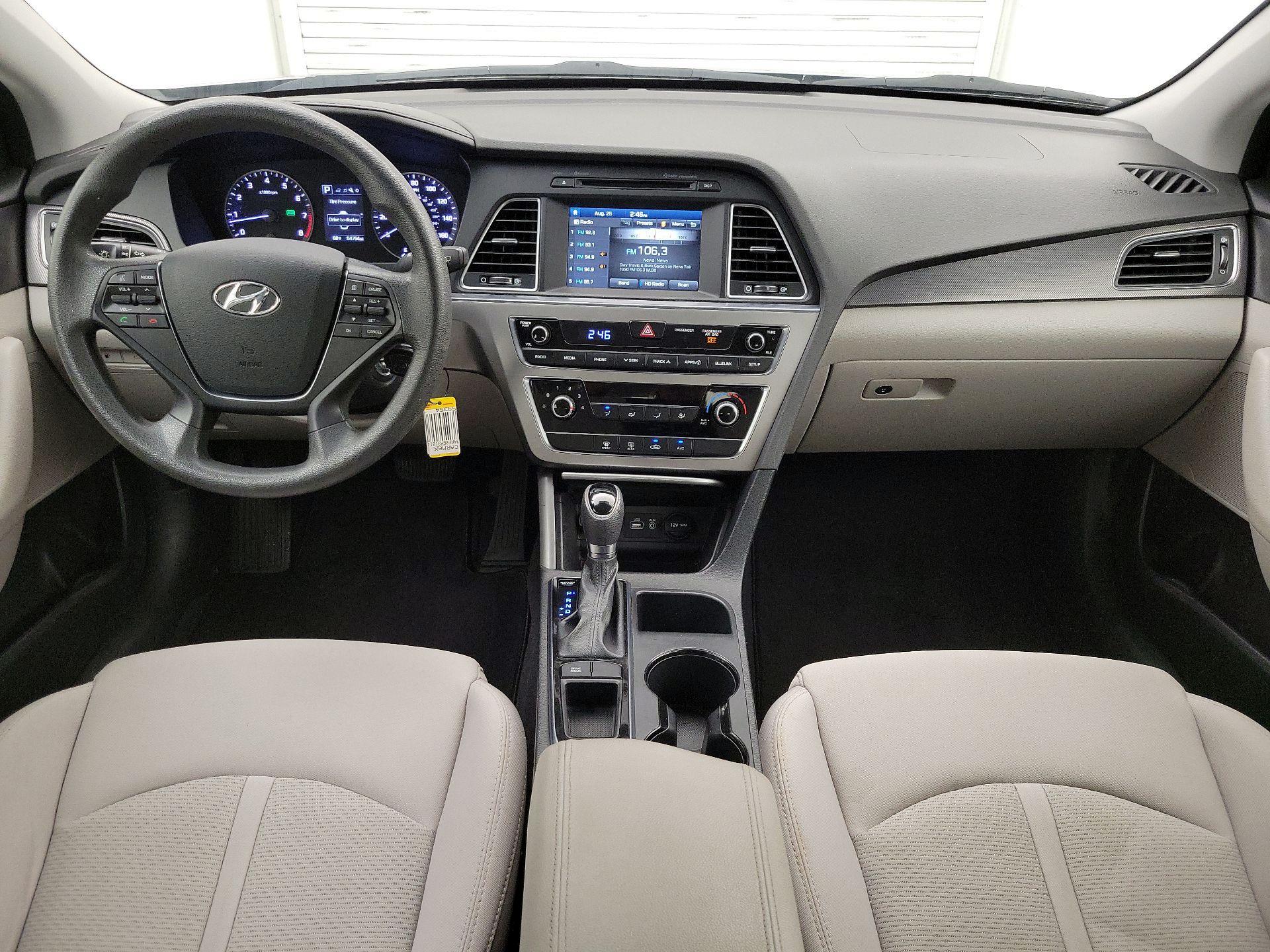 Thumbnail: 2016 Hyundai Sonata - 9