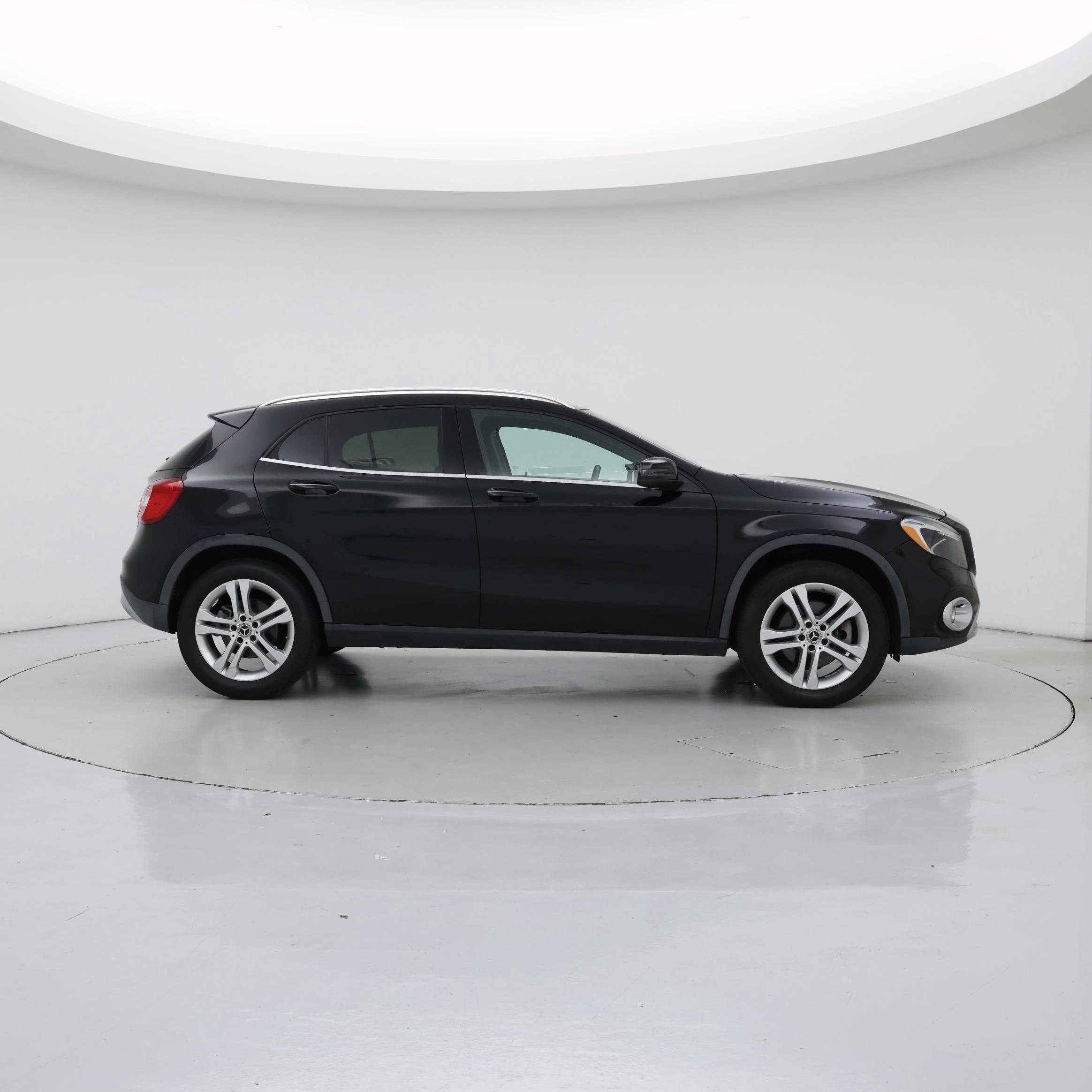 Thumbnail: 2019 Mercedes-Benz GLA - 7