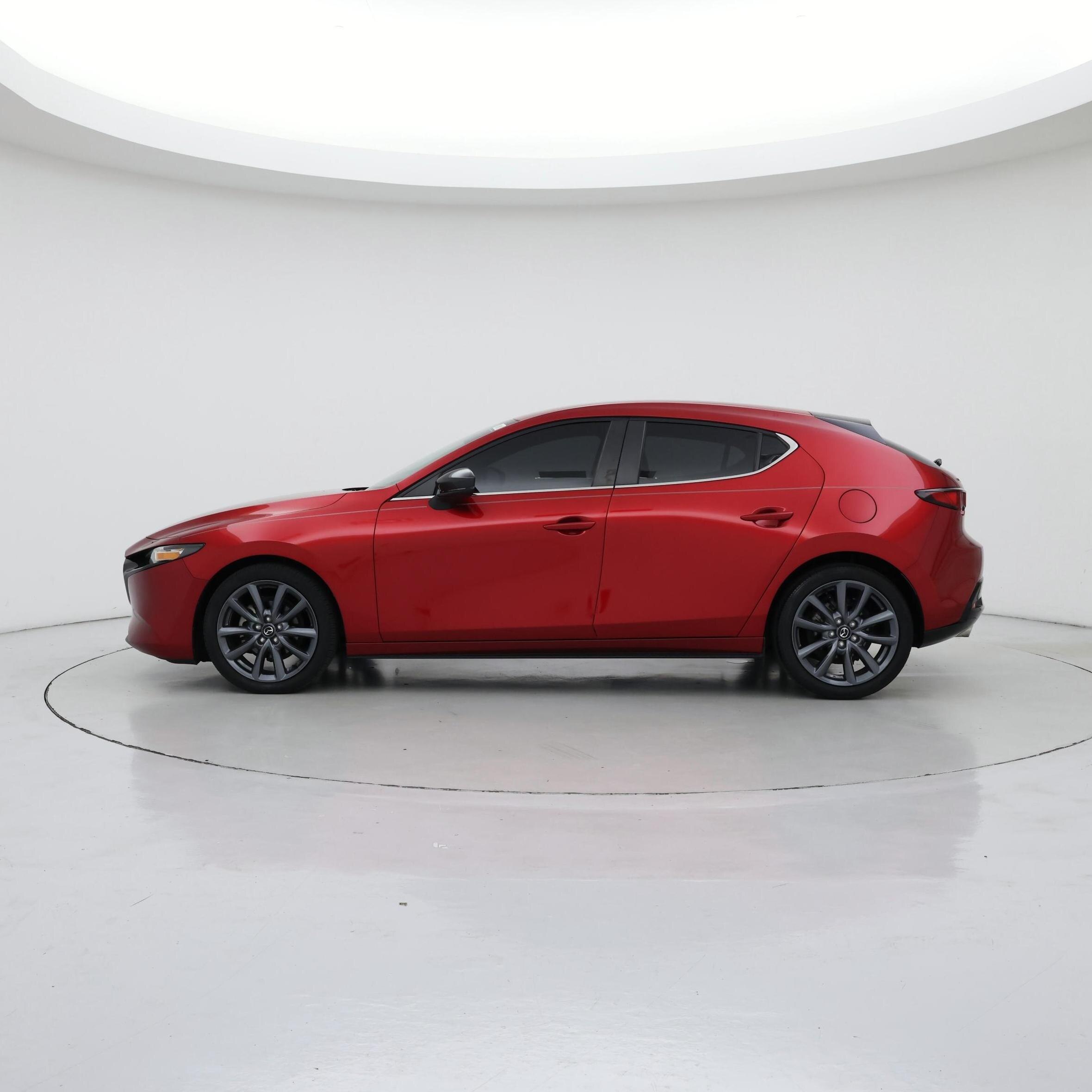 Thumbnail: 2022 Mazda Mazda3 - 3