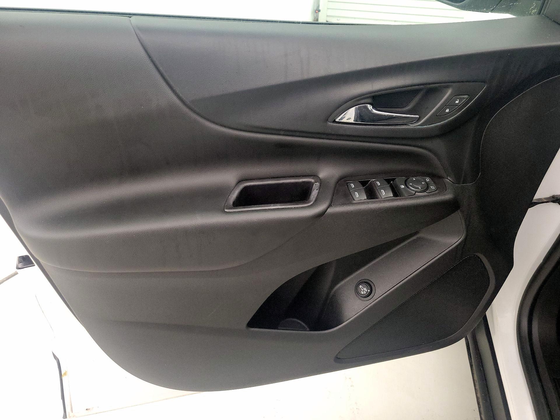 Thumbnail: 2019 Chevrolet Equinox - 12