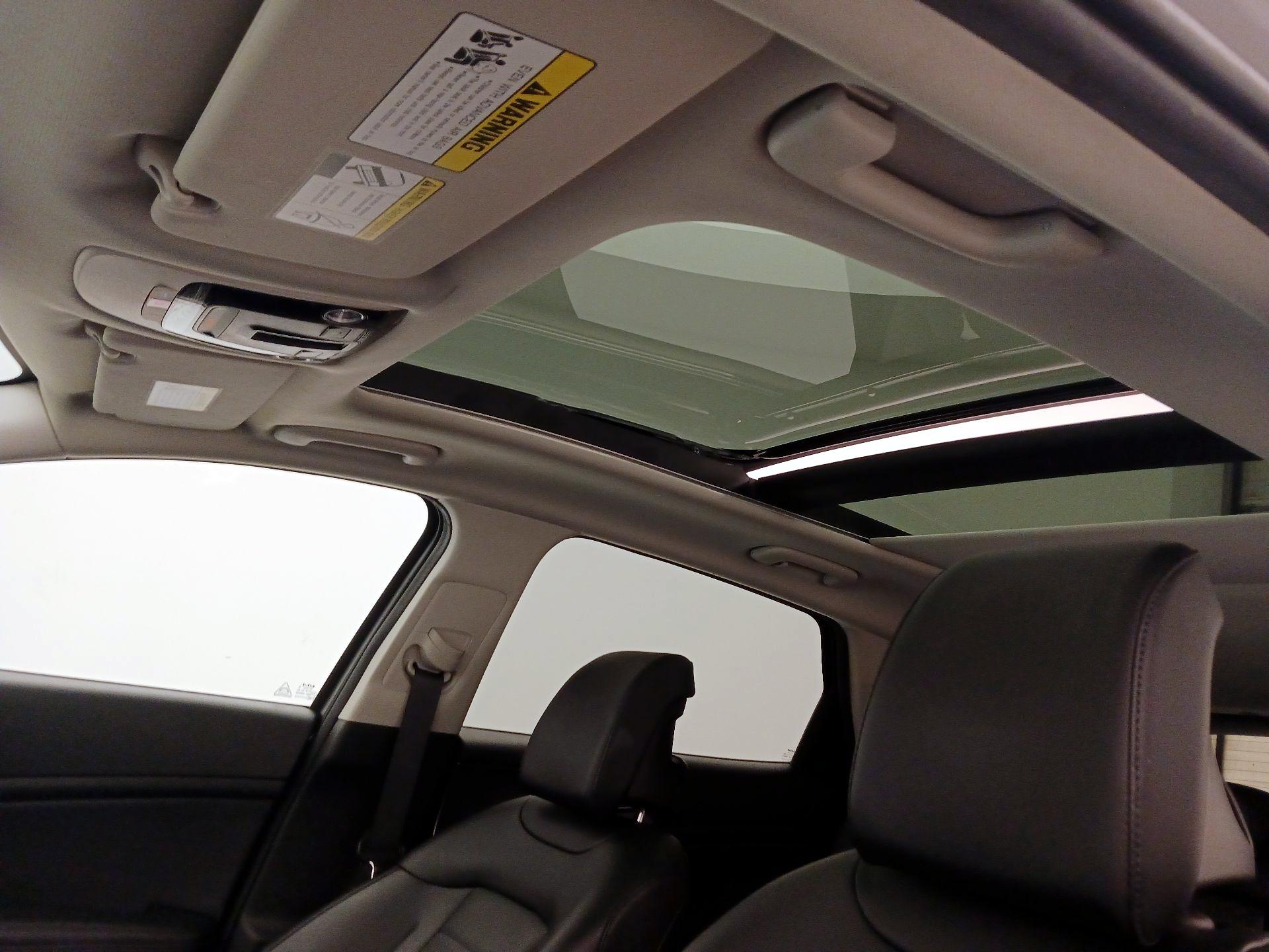 Thumbnail: 2023 Kia Sportage - 20