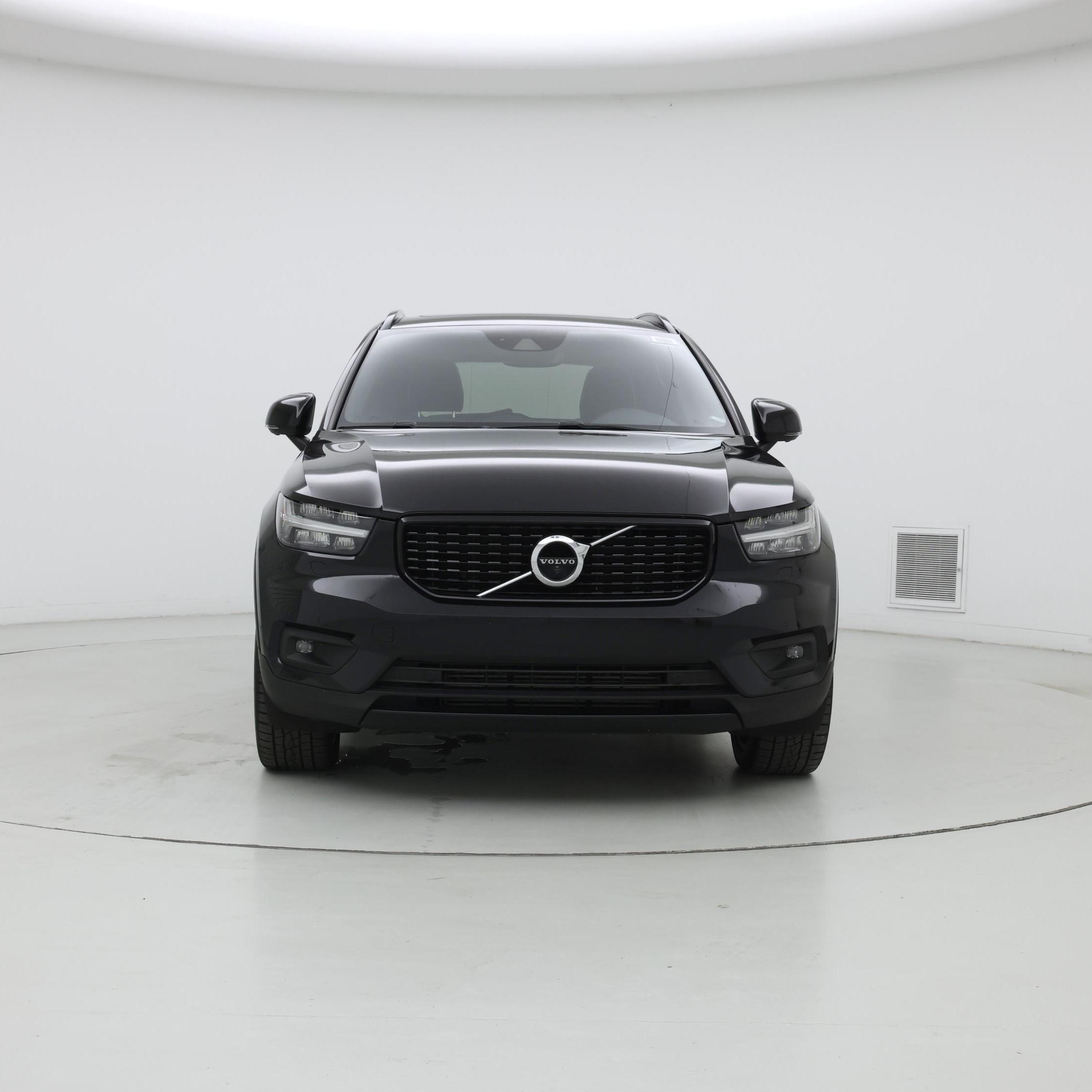Thumbnail: 2022 Volvo XC40 - 5