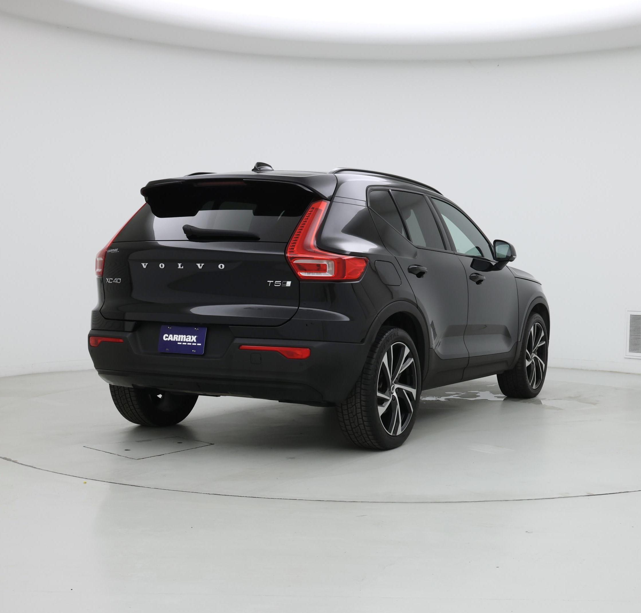 Thumbnail: 2022 Volvo XC40 - 8