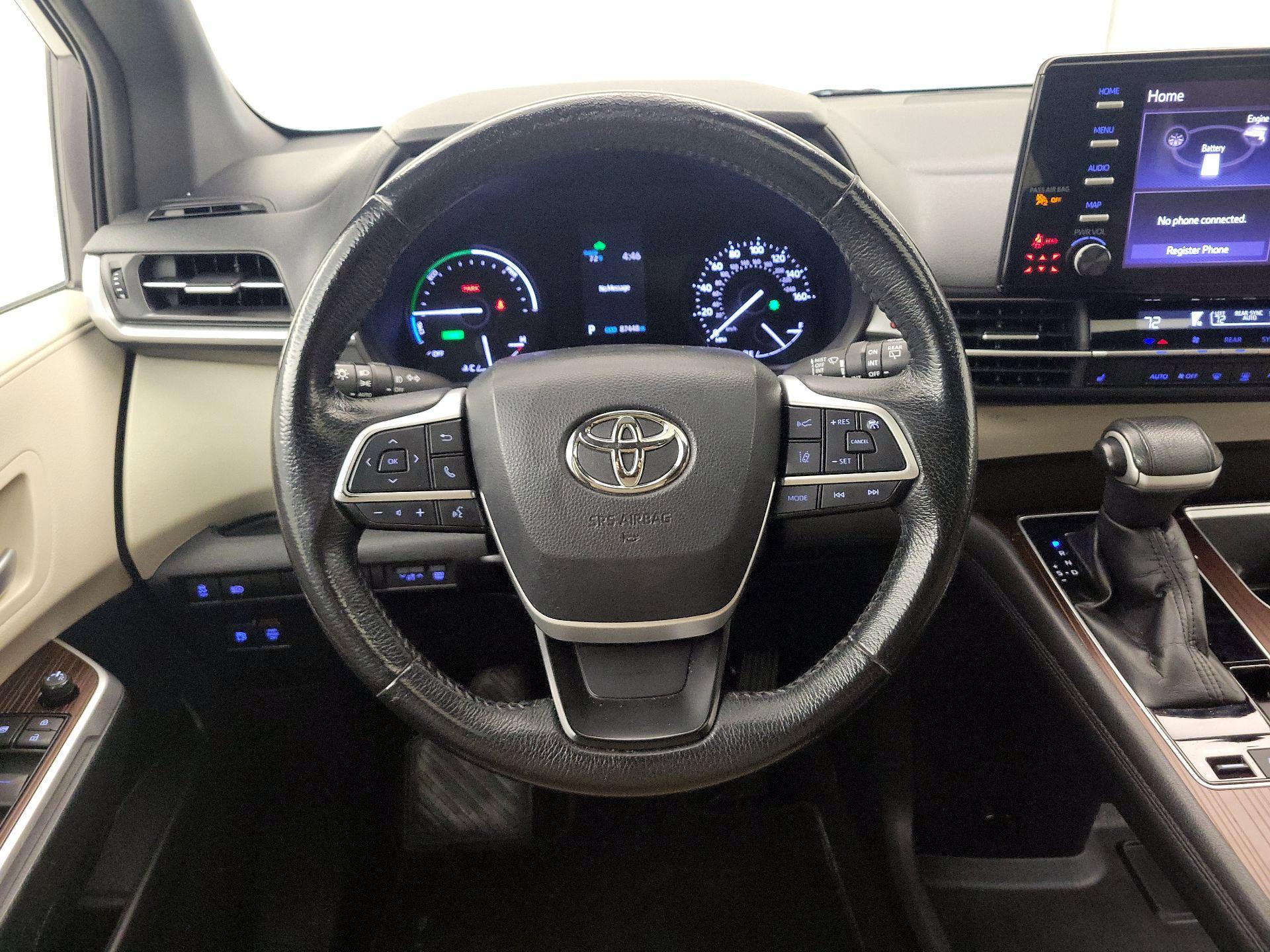 Thumbnail: 2021 Toyota Sienna - 10