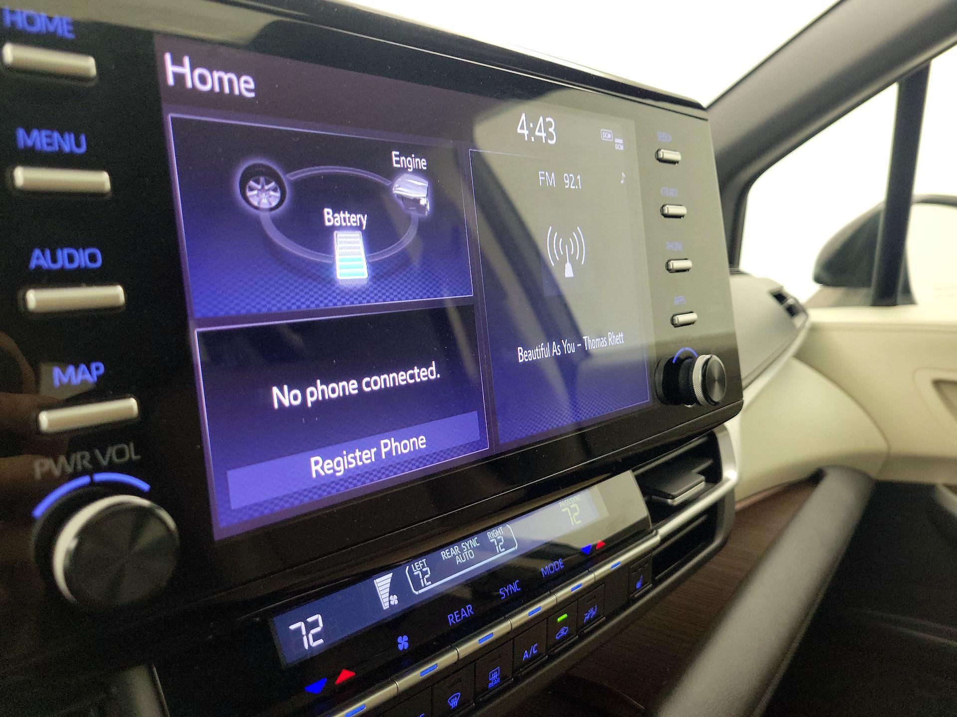 Thumbnail: 2021 Toyota Sienna - 15