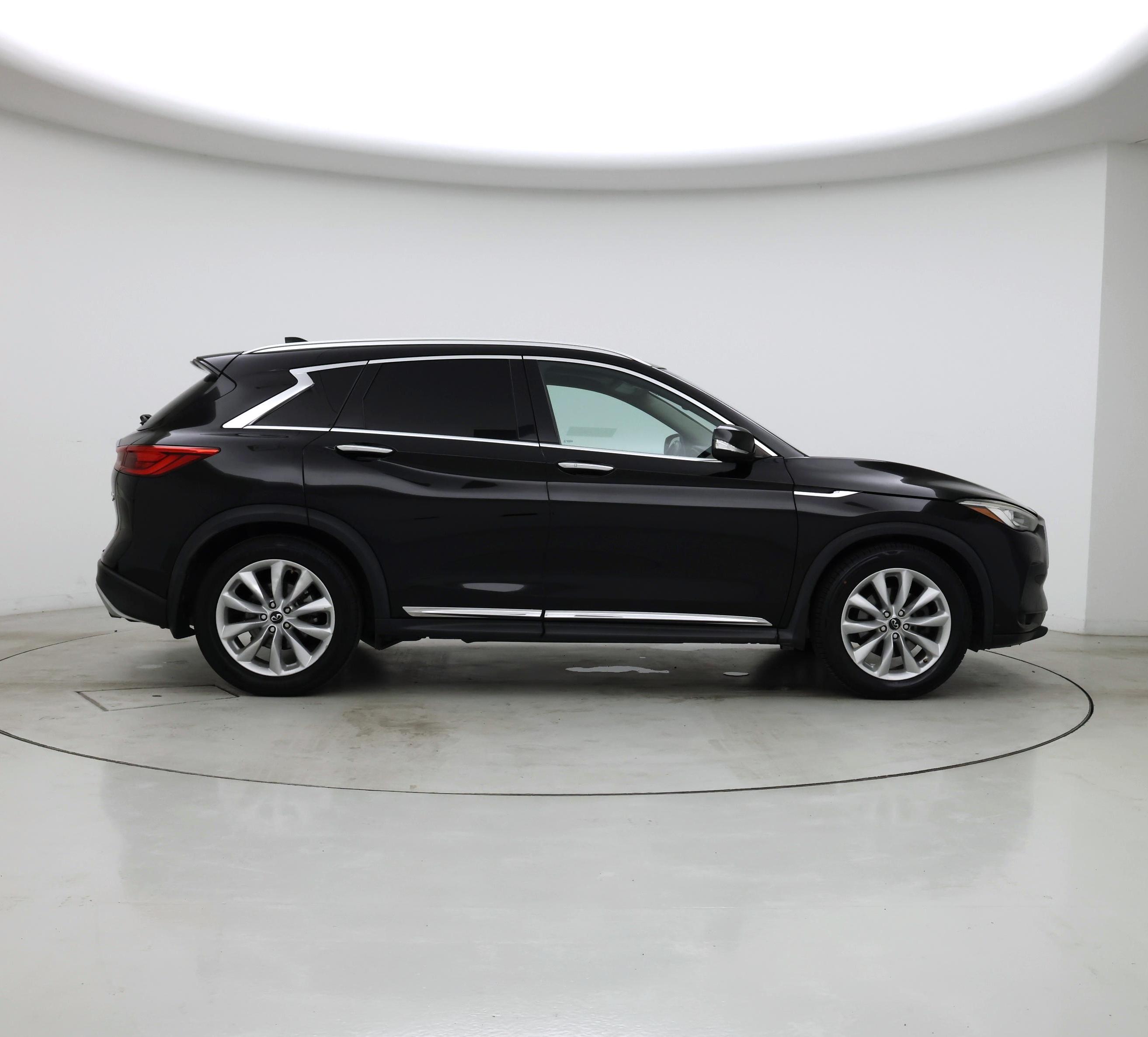 Thumbnail: 2019 INFINITI QX50 - 7