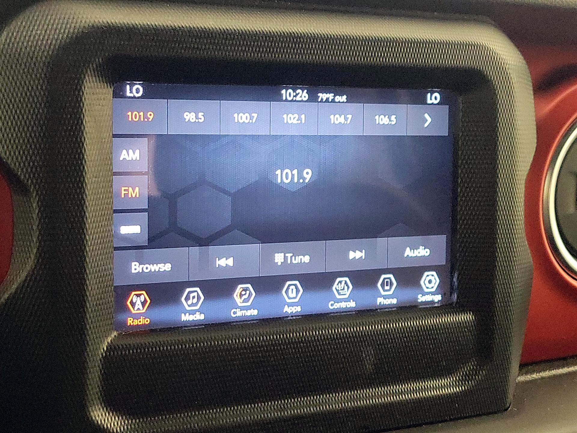 Thumbnail: 2021 Jeep Wrangler - 15