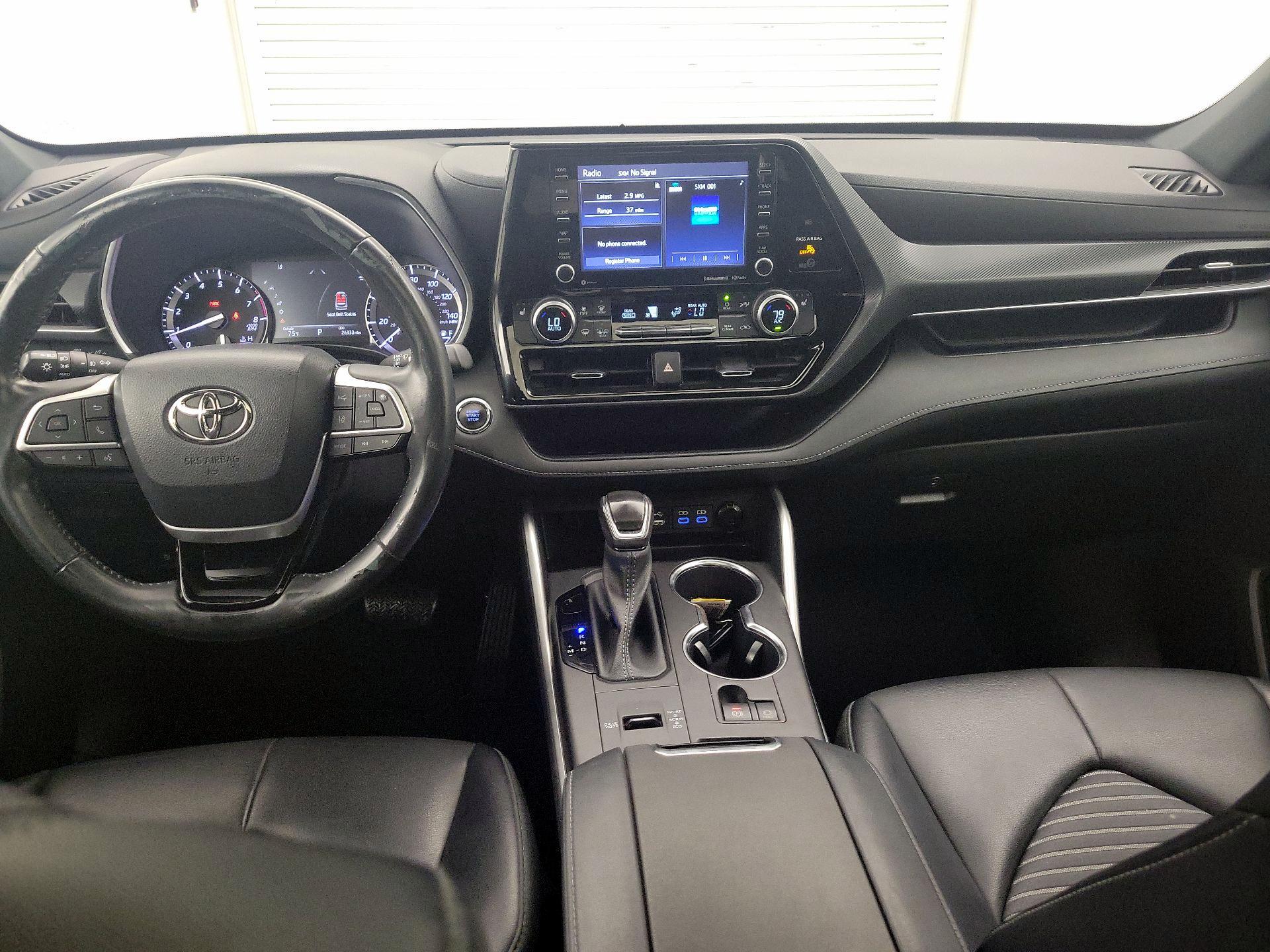 Thumbnail: 2022 Toyota Highlander - 9
